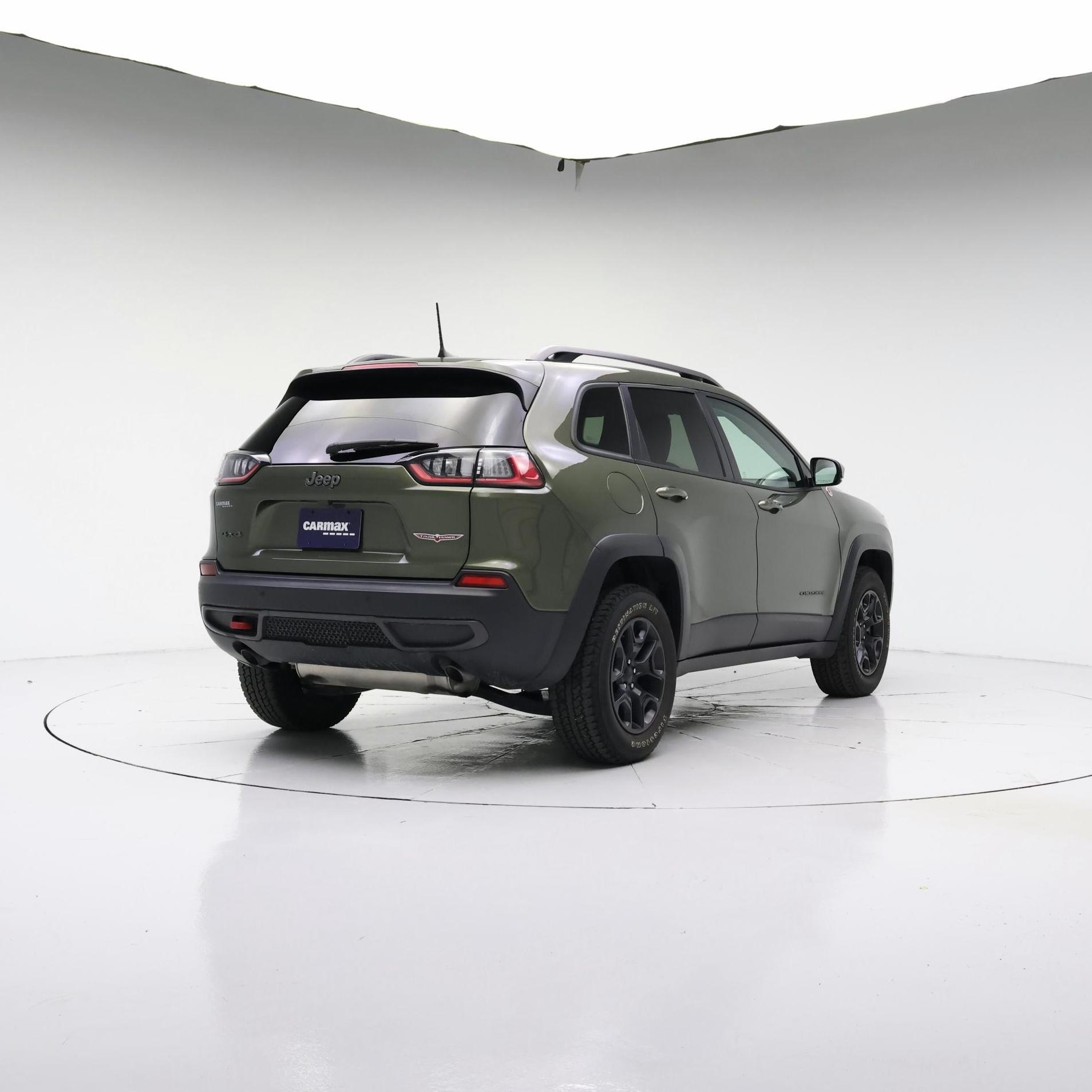 Thumbnail: 2020 Jeep Cherokee - 8