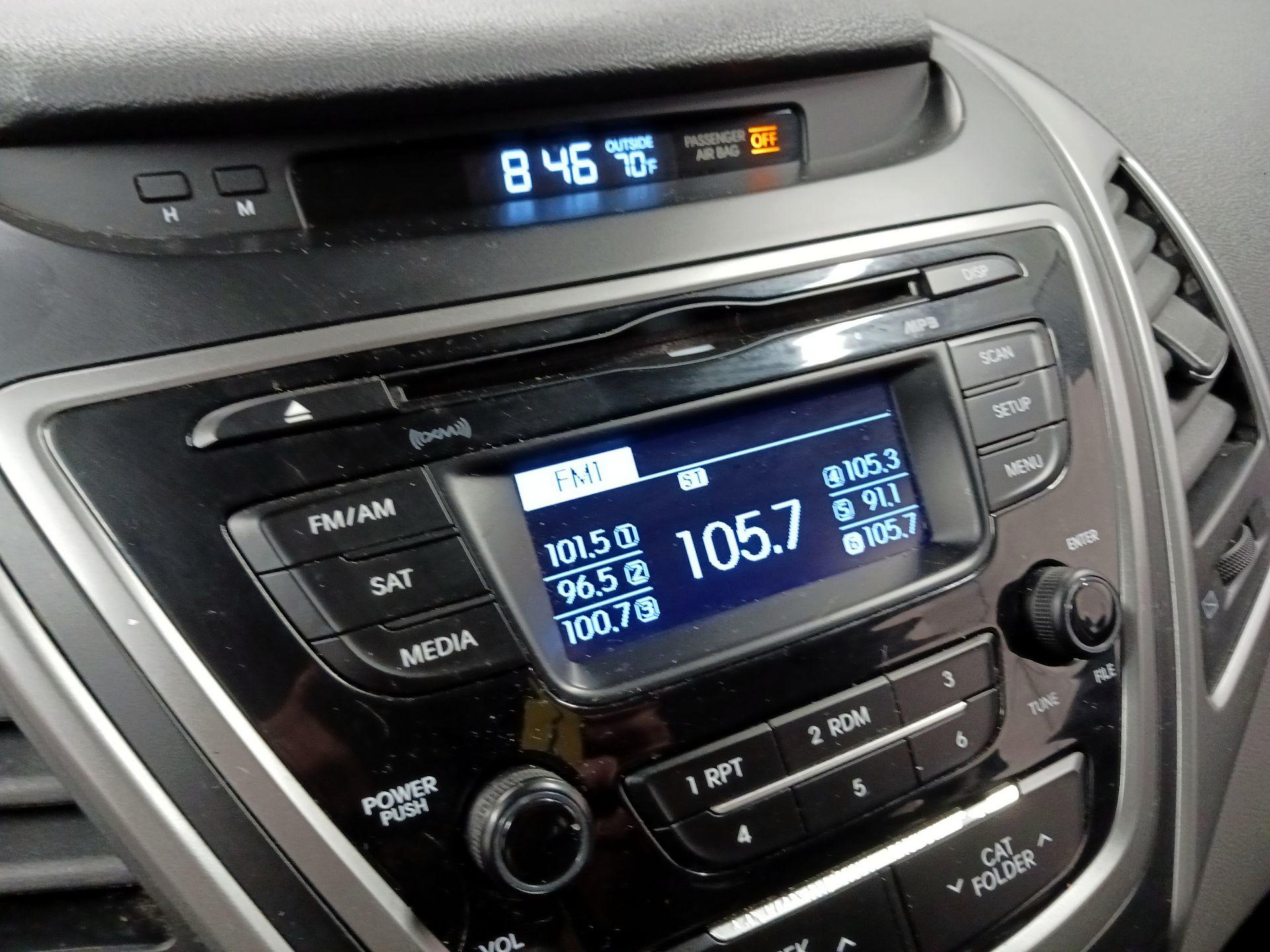 Thumbnail: 2014 Hyundai Elantra - 14