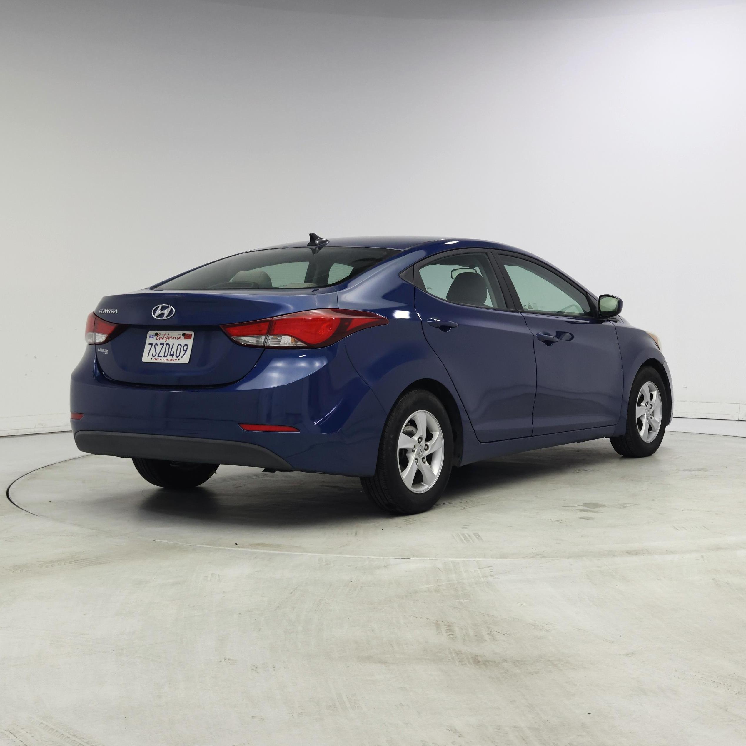 Thumbnail: 2014 Hyundai Elantra - 8