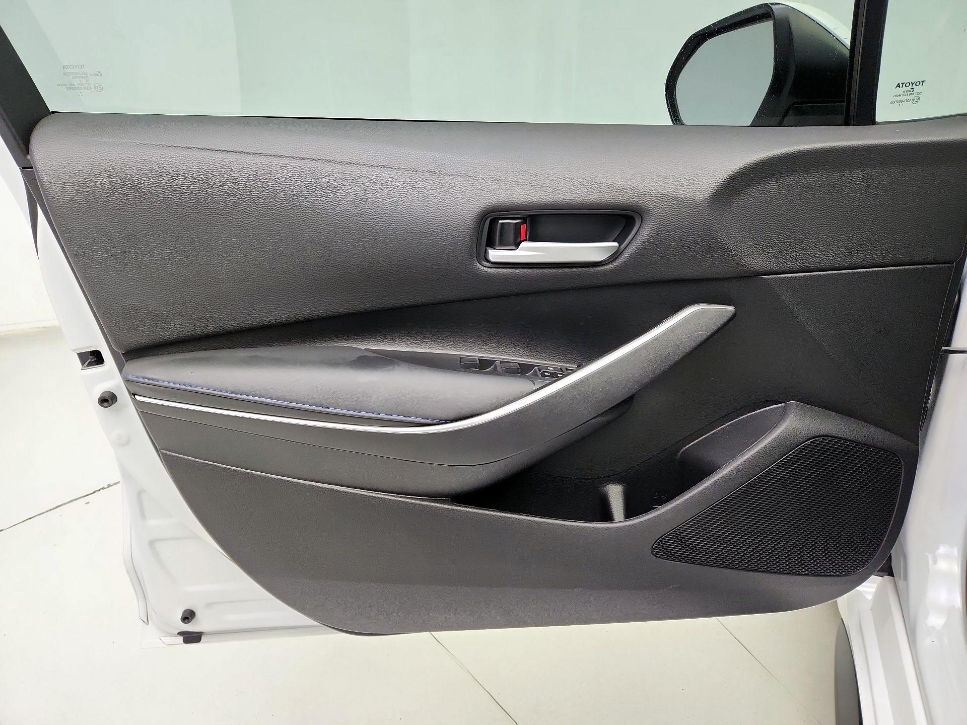 Thumbnail: 2022 Toyota Corolla - 12