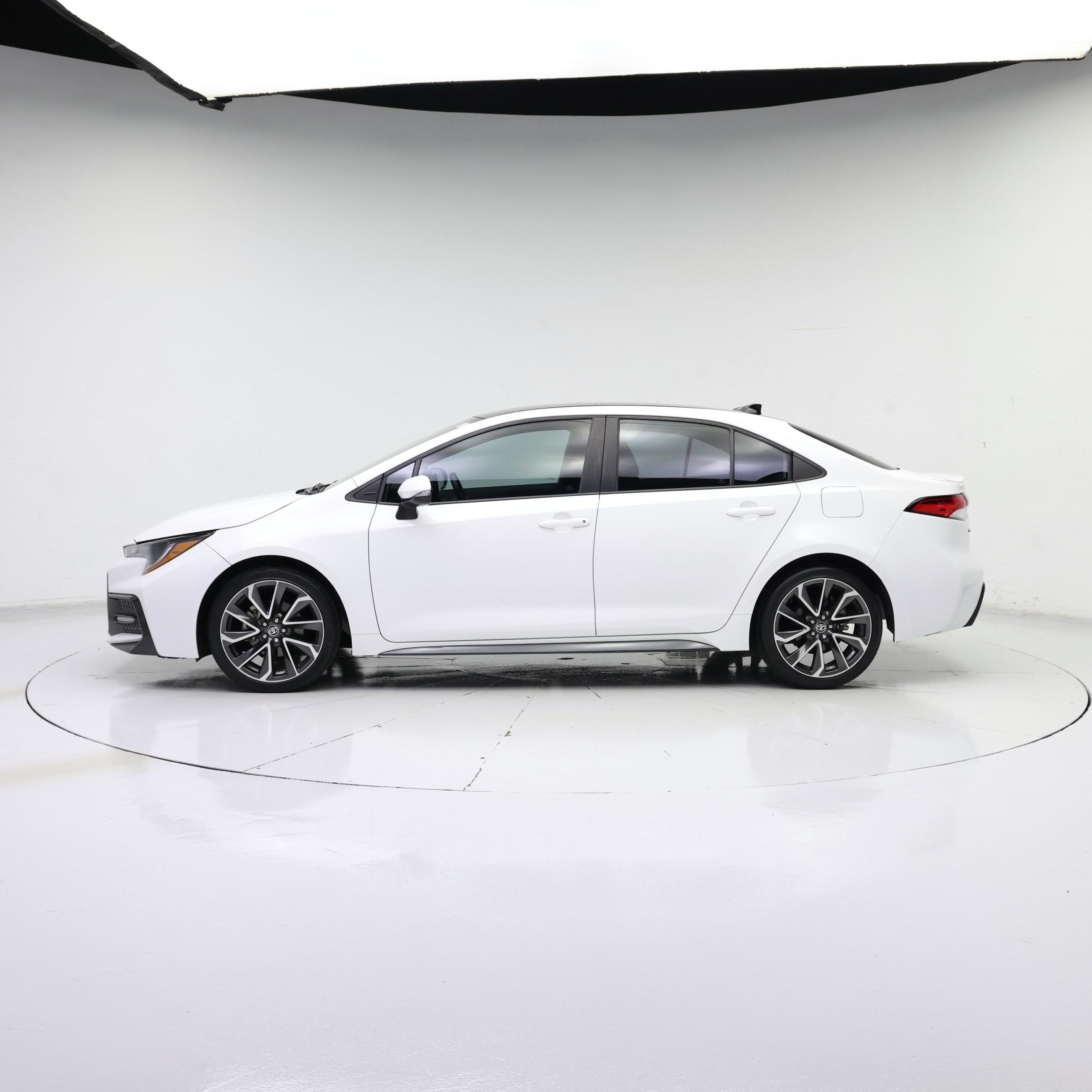 Thumbnail: 2022 Toyota Corolla - 3