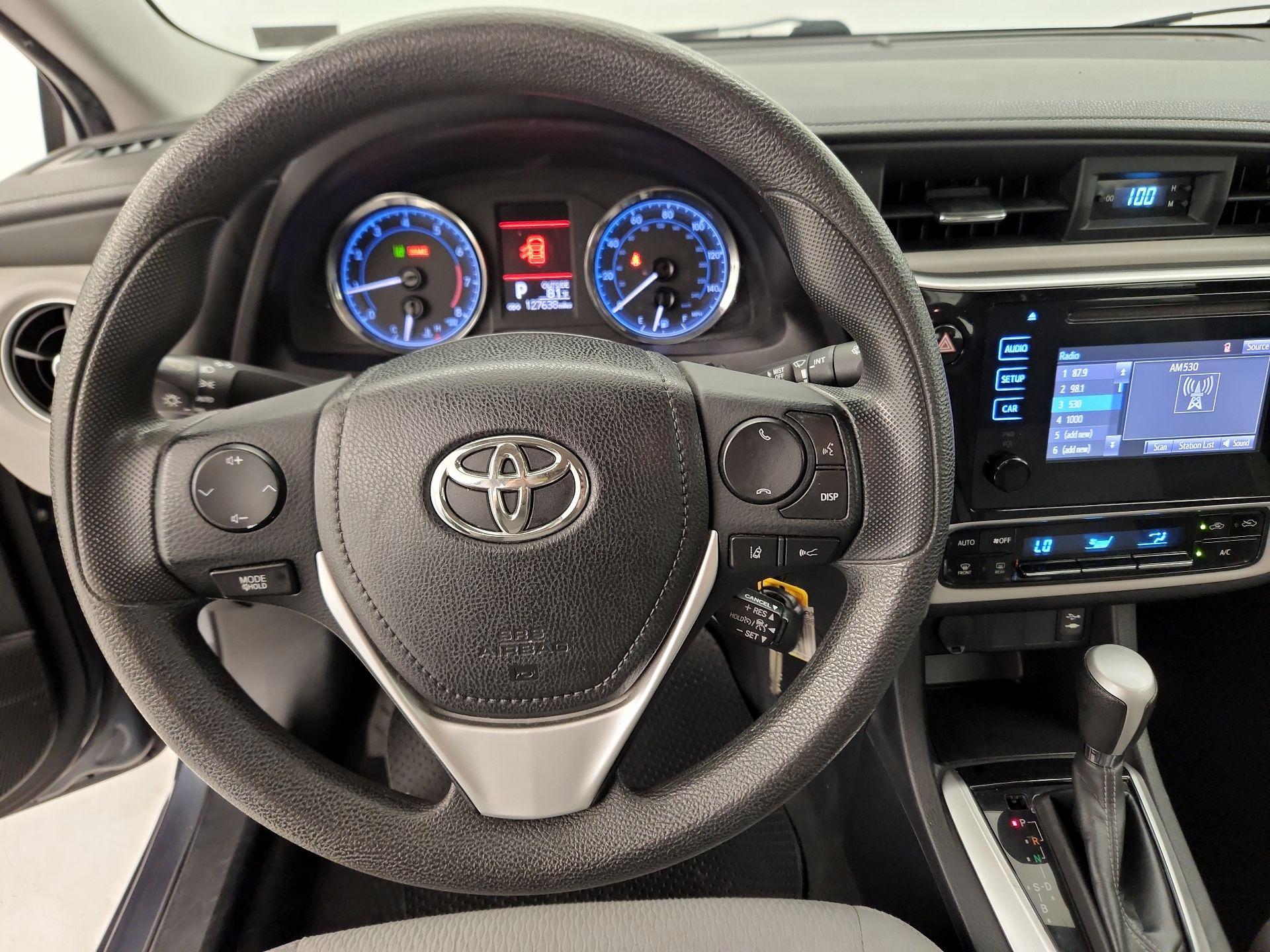 Thumbnail: 2017 Toyota Corolla - 10