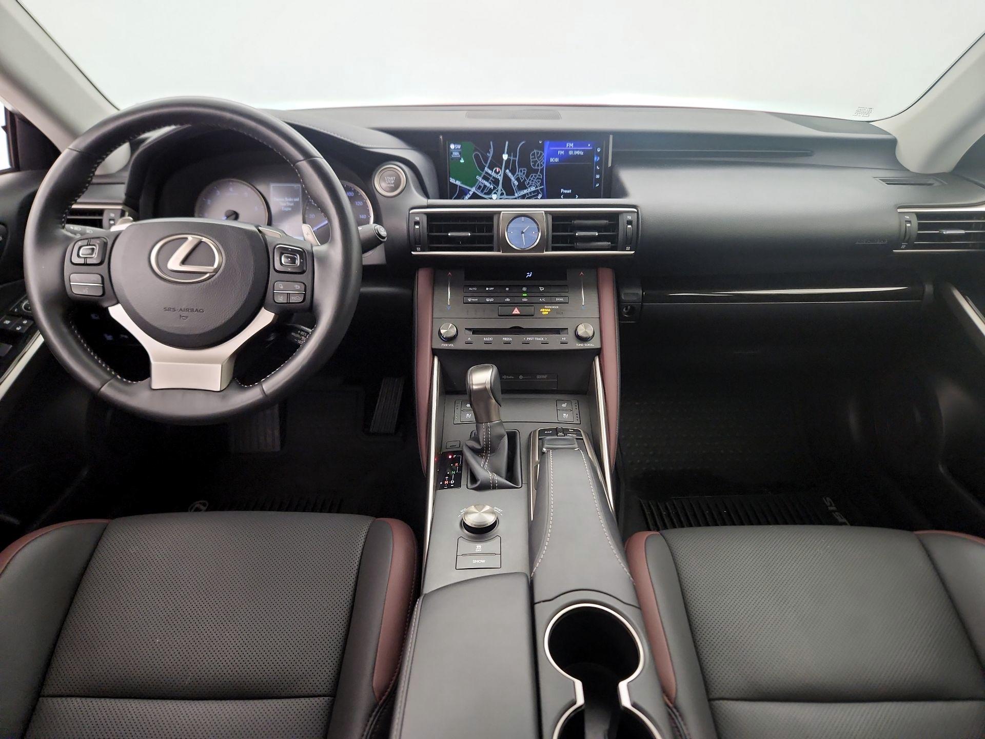 Thumbnail: 2019 Lexus IS - 9