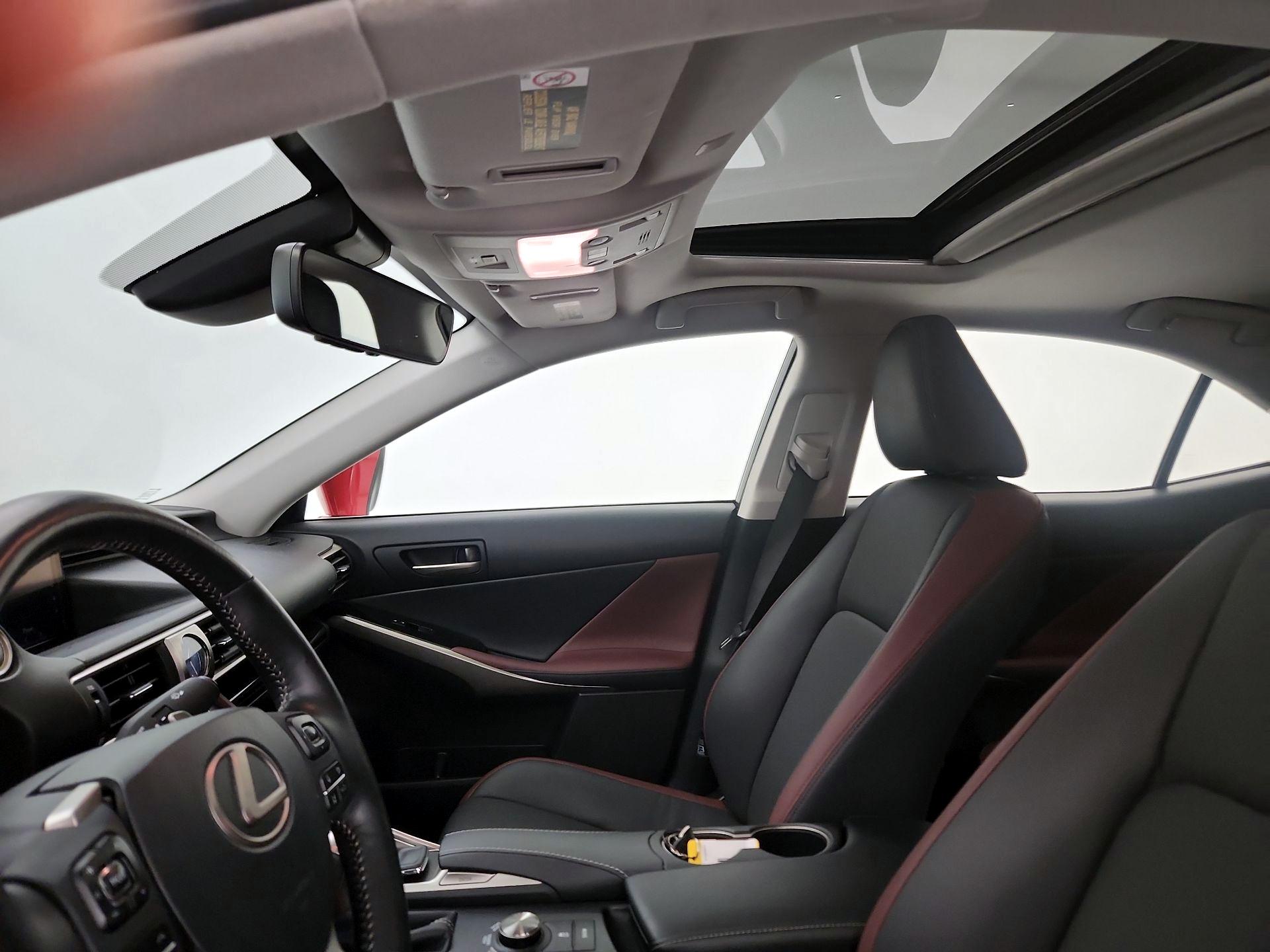 Thumbnail: 2019 Lexus IS - 20