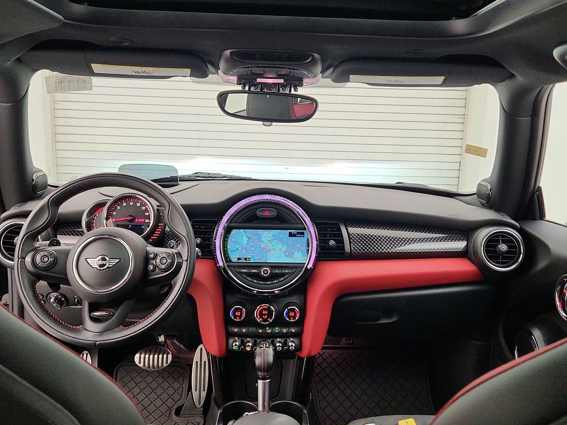 Thumbnail: 2016 MINI Cooper Hardtop - 9