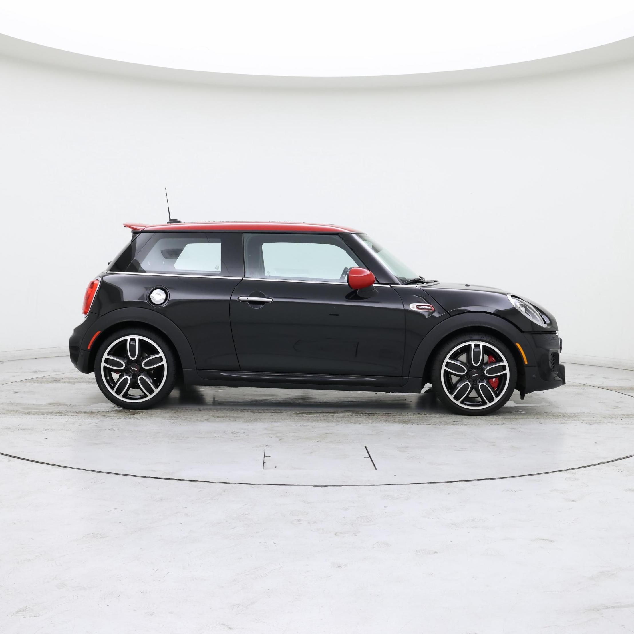 Thumbnail: 2016 MINI Cooper Hardtop - 7