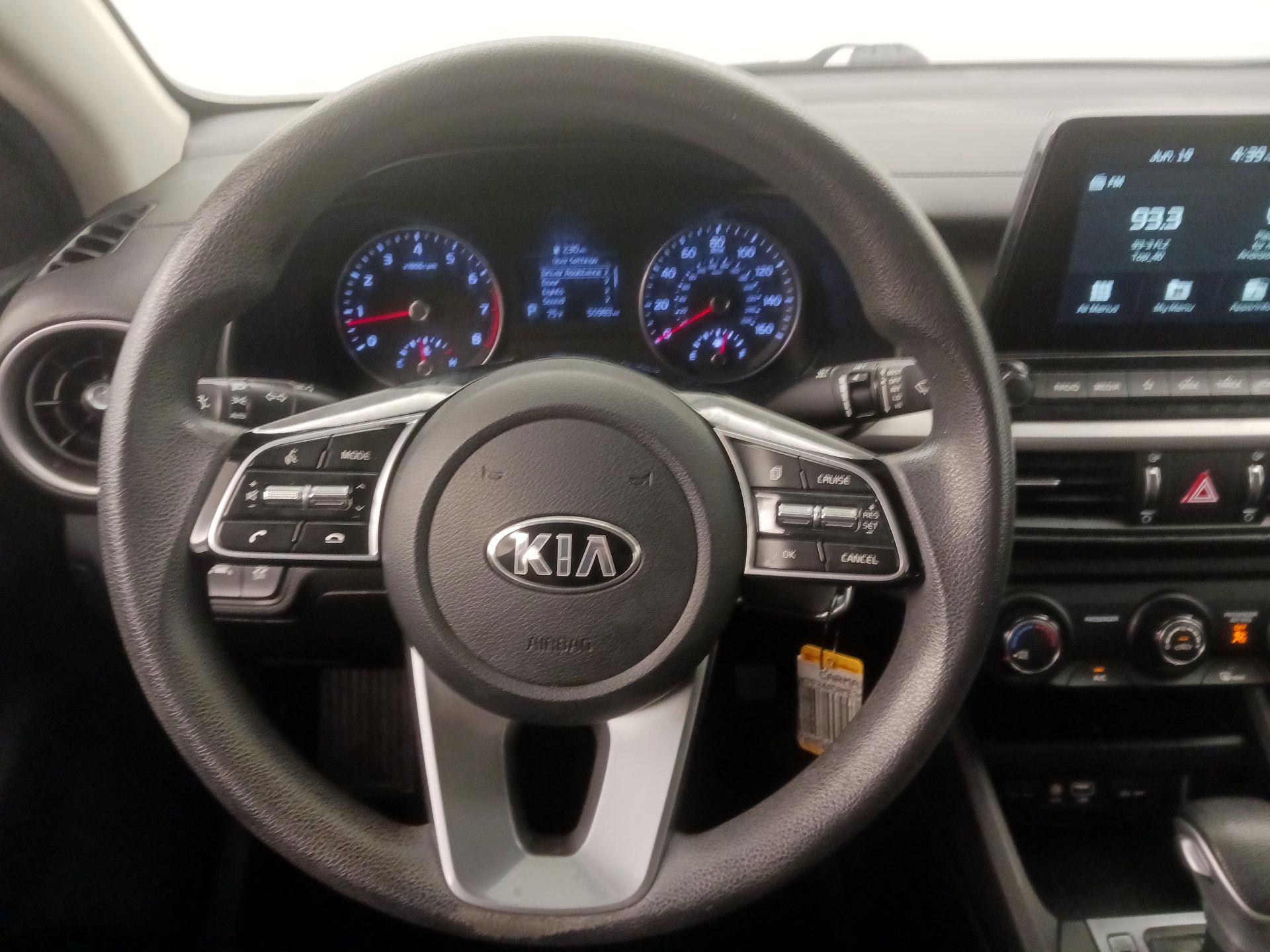 Thumbnail: 2021 Kia Forte - 10