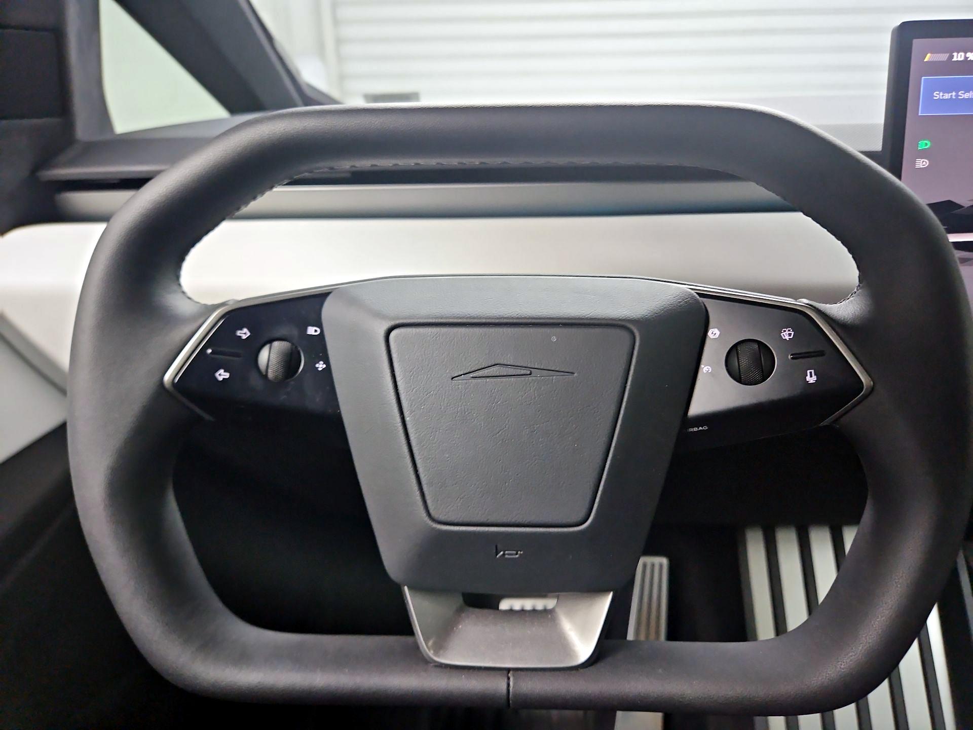 Thumbnail: 2024 Tesla Cybertruck - 10