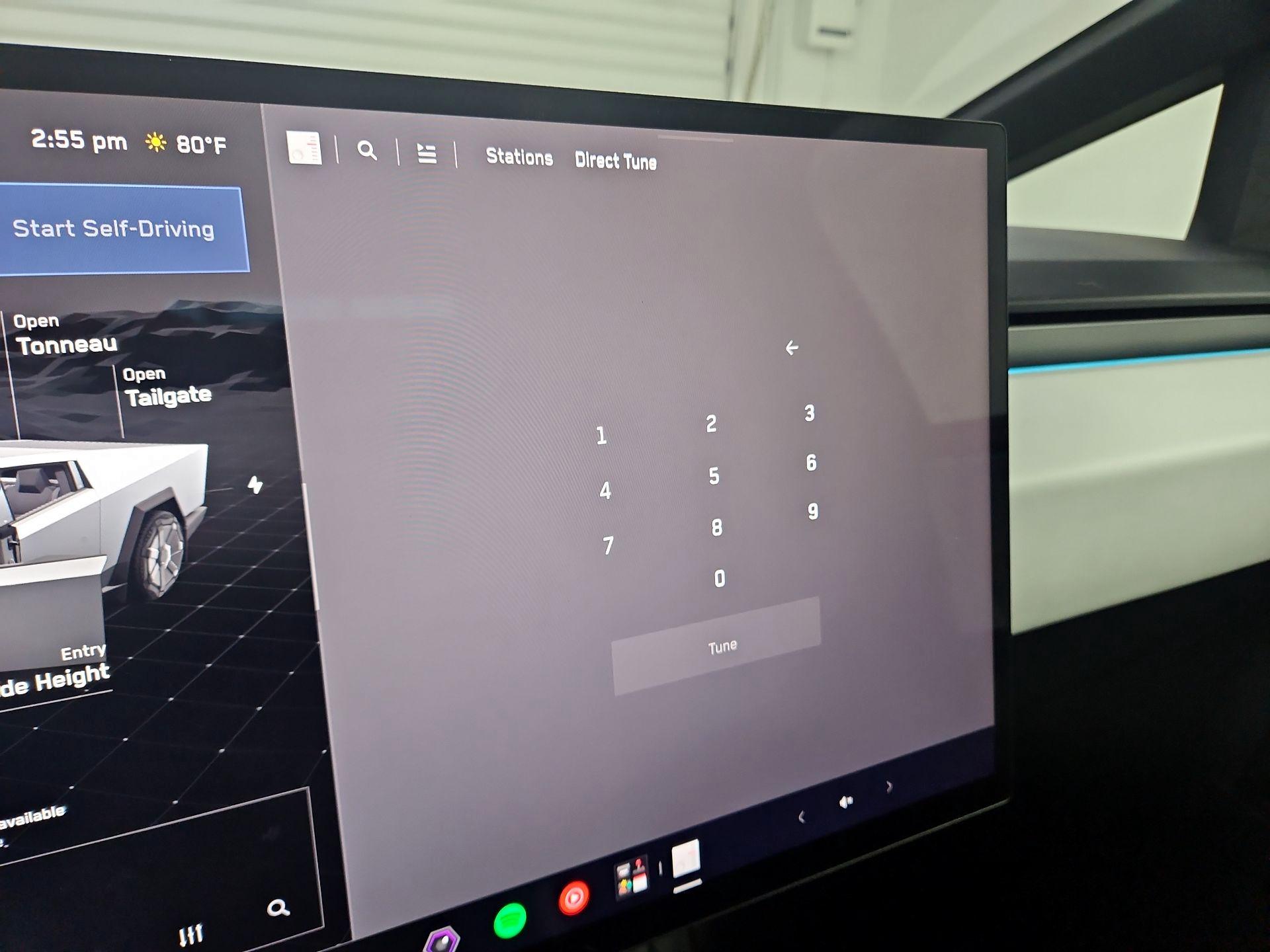 Thumbnail: 2024 Tesla Cybertruck - 15