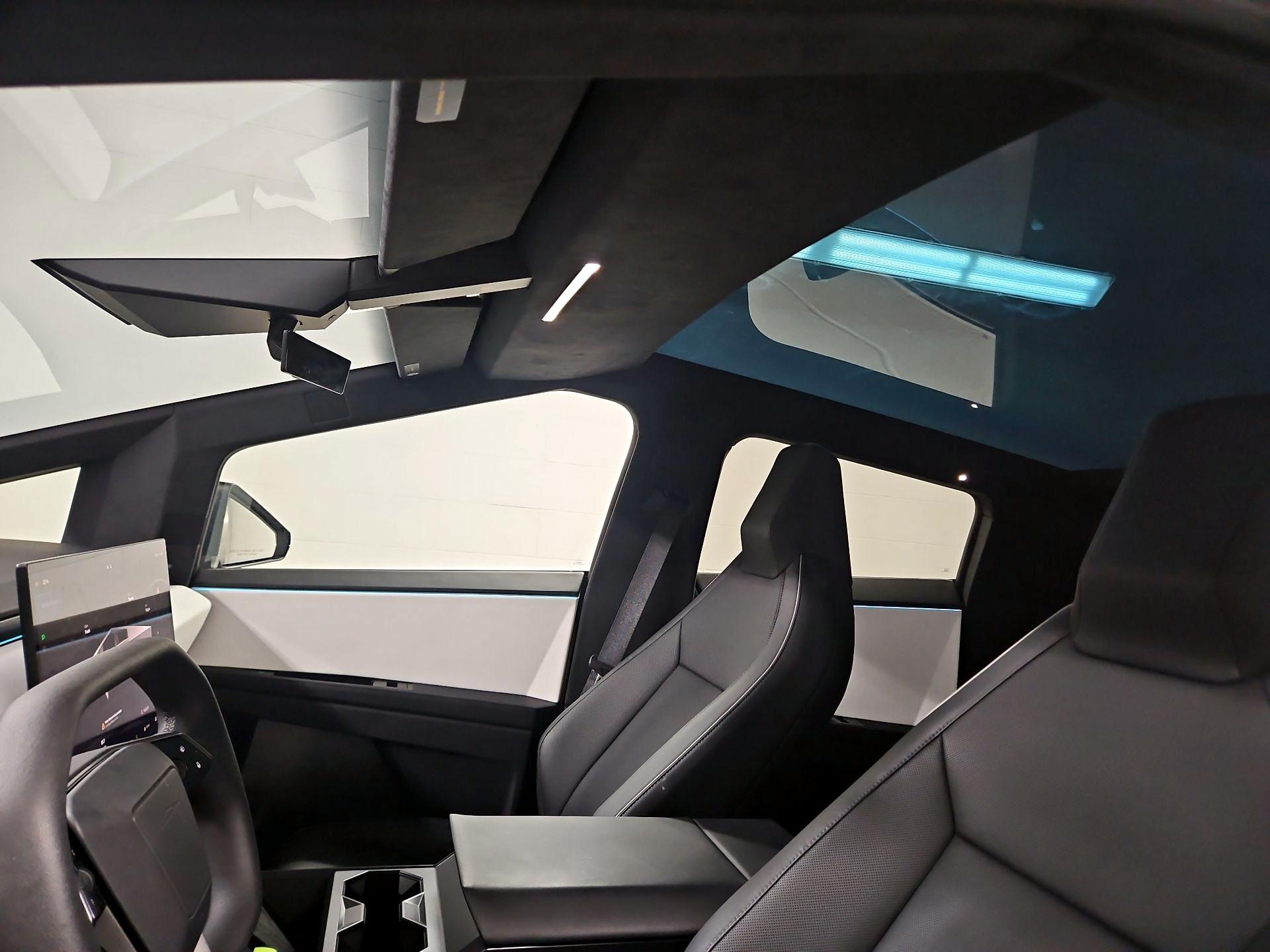 Thumbnail: 2024 Tesla Cybertruck - 18