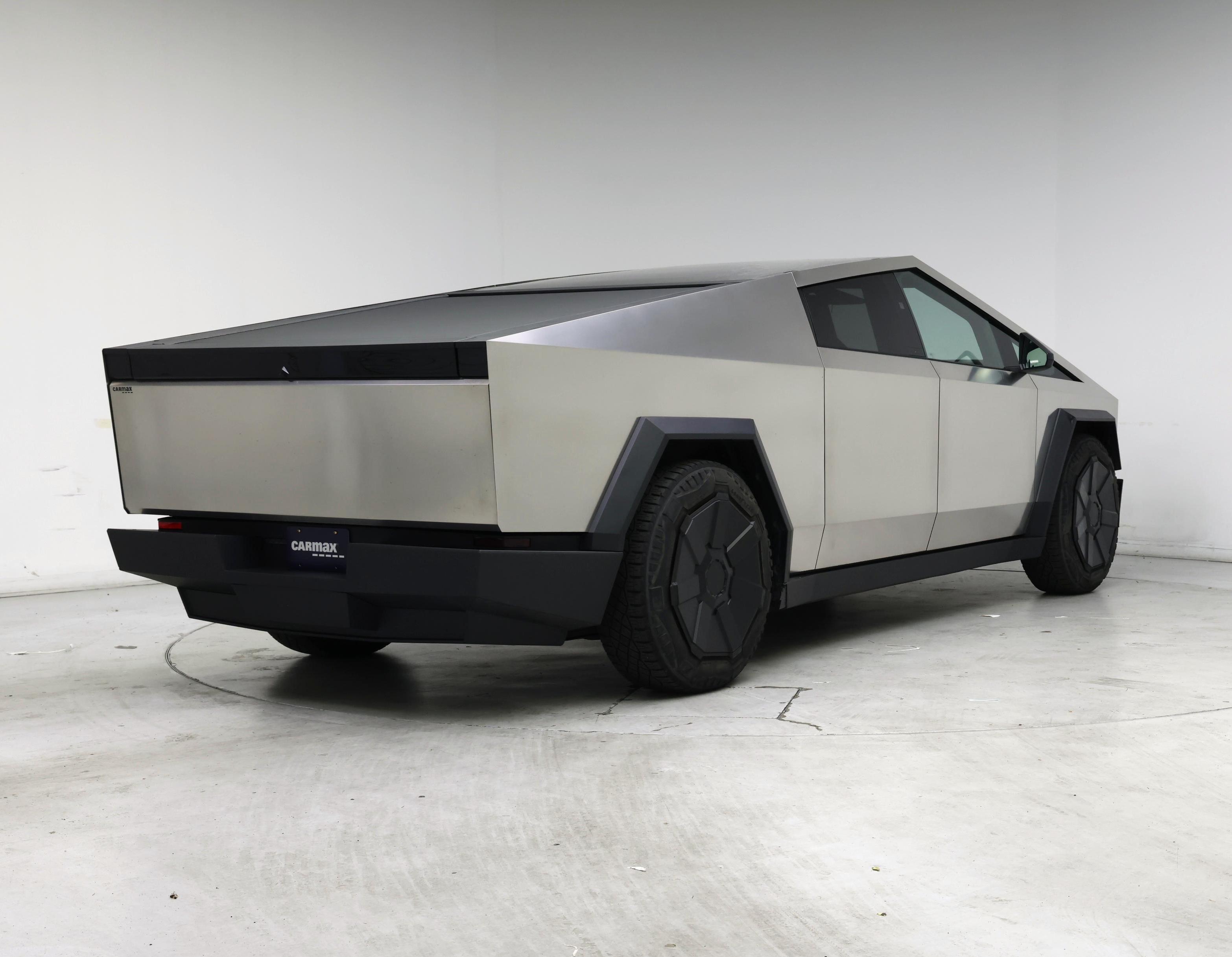 Thumbnail: 2024 Tesla Cybertruck - 8