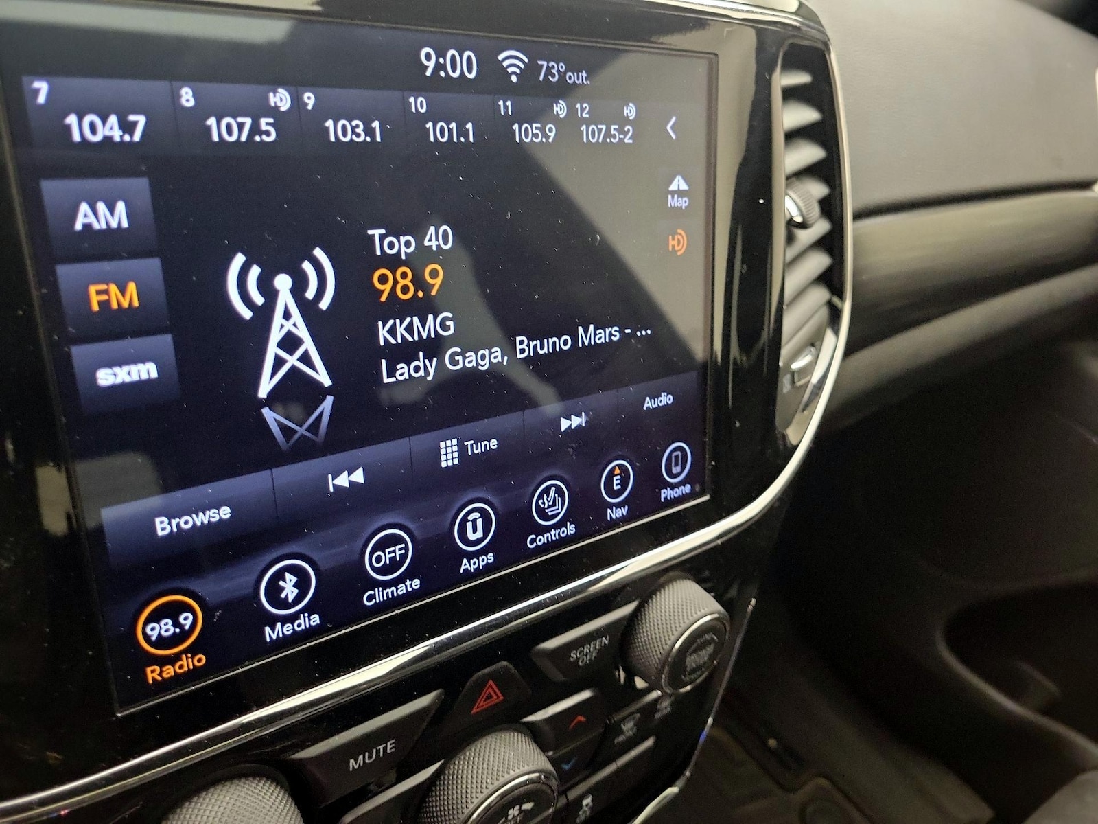 2019 Jeep Grand Cherokee Altitude - Photo 17