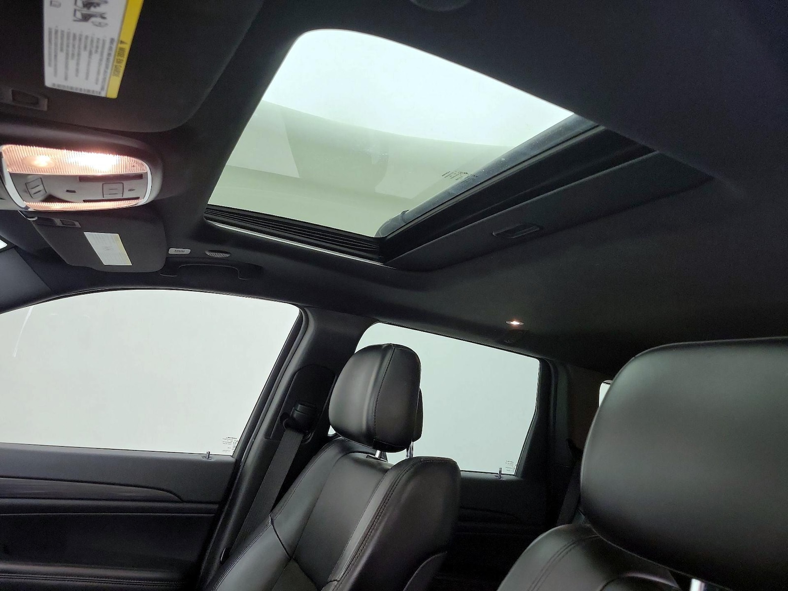 2019 Jeep Grand Cherokee Altitude - Photo 21