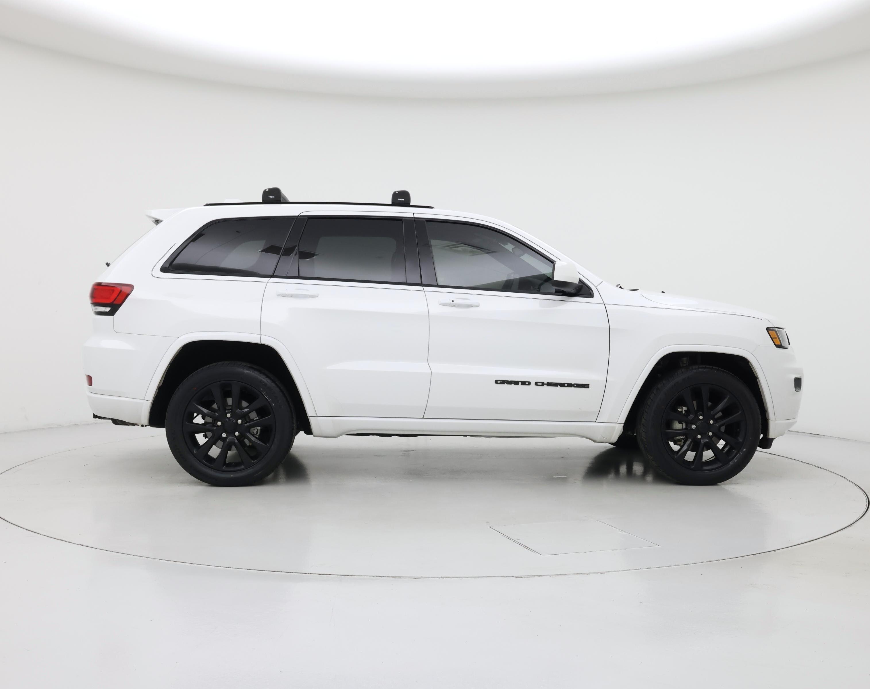 Thumbnail: 2019 Jeep Grand Cherokee - 7