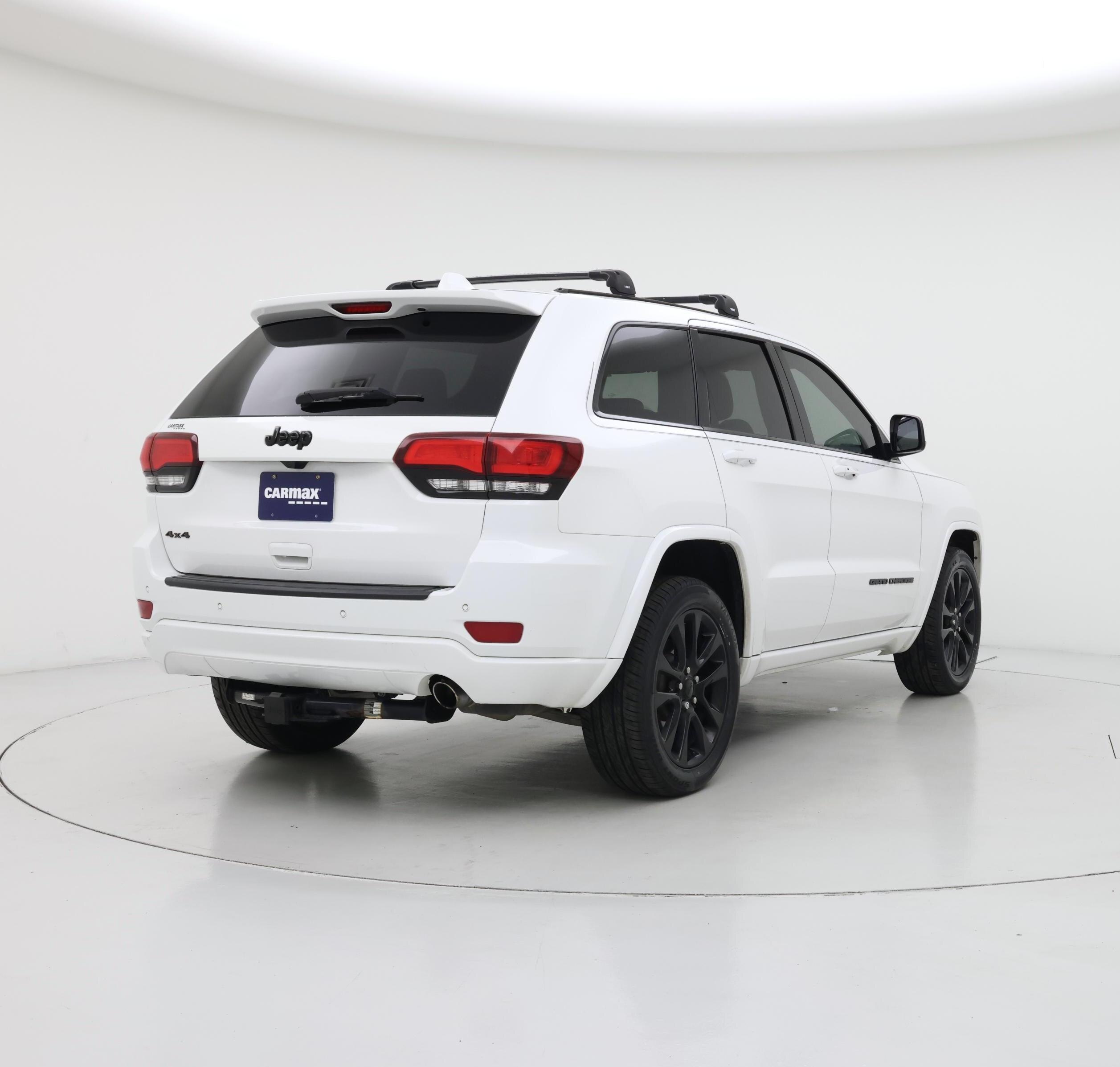 Thumbnail: 2019 Jeep Grand Cherokee - 8