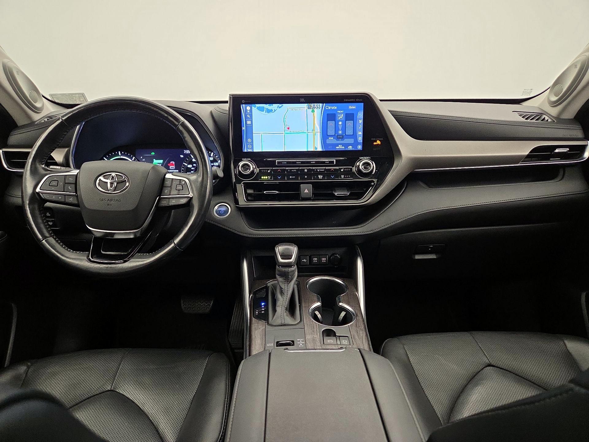 Thumbnail: 2020 Toyota Highlander - 9