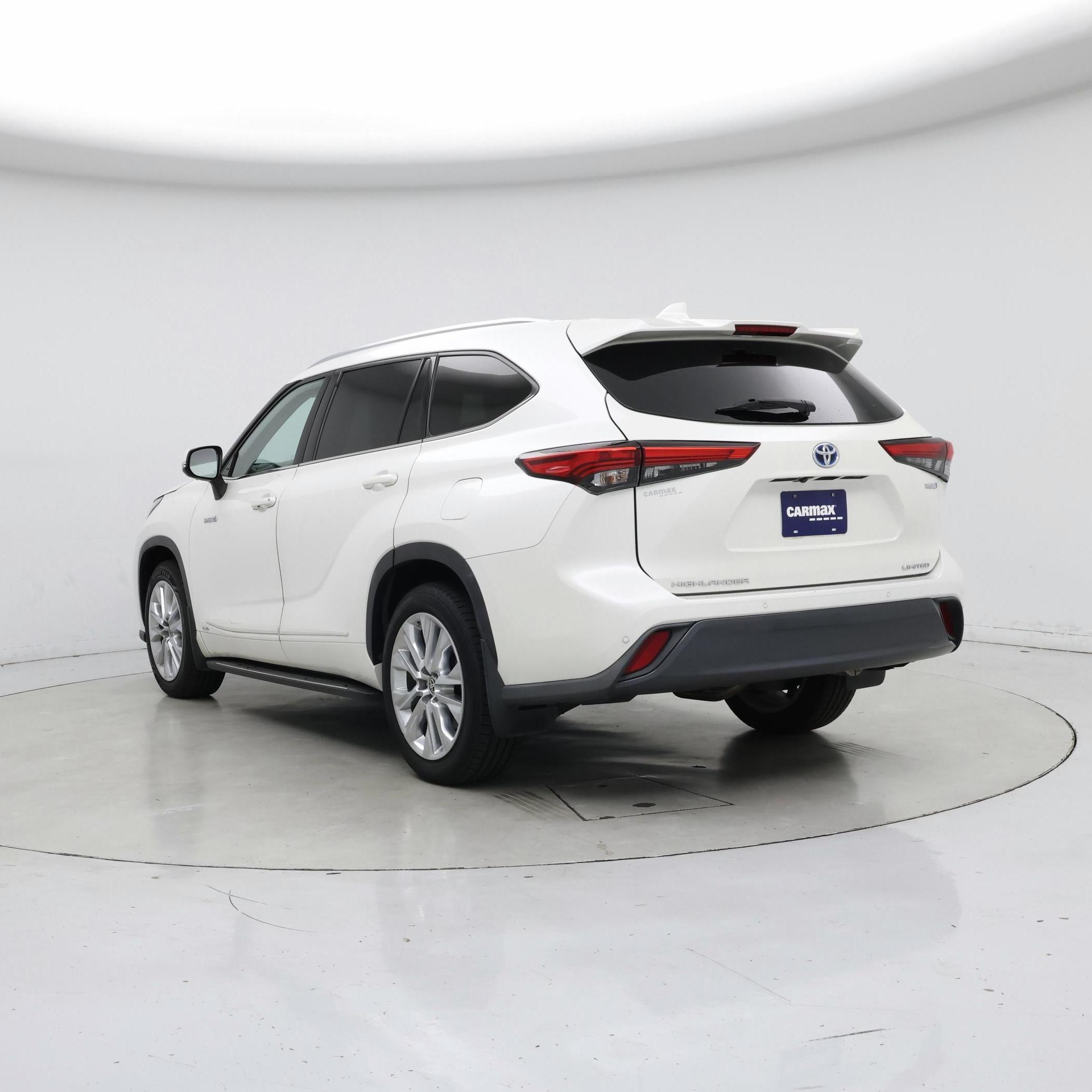Thumbnail: 2020 Toyota Highlander - 2