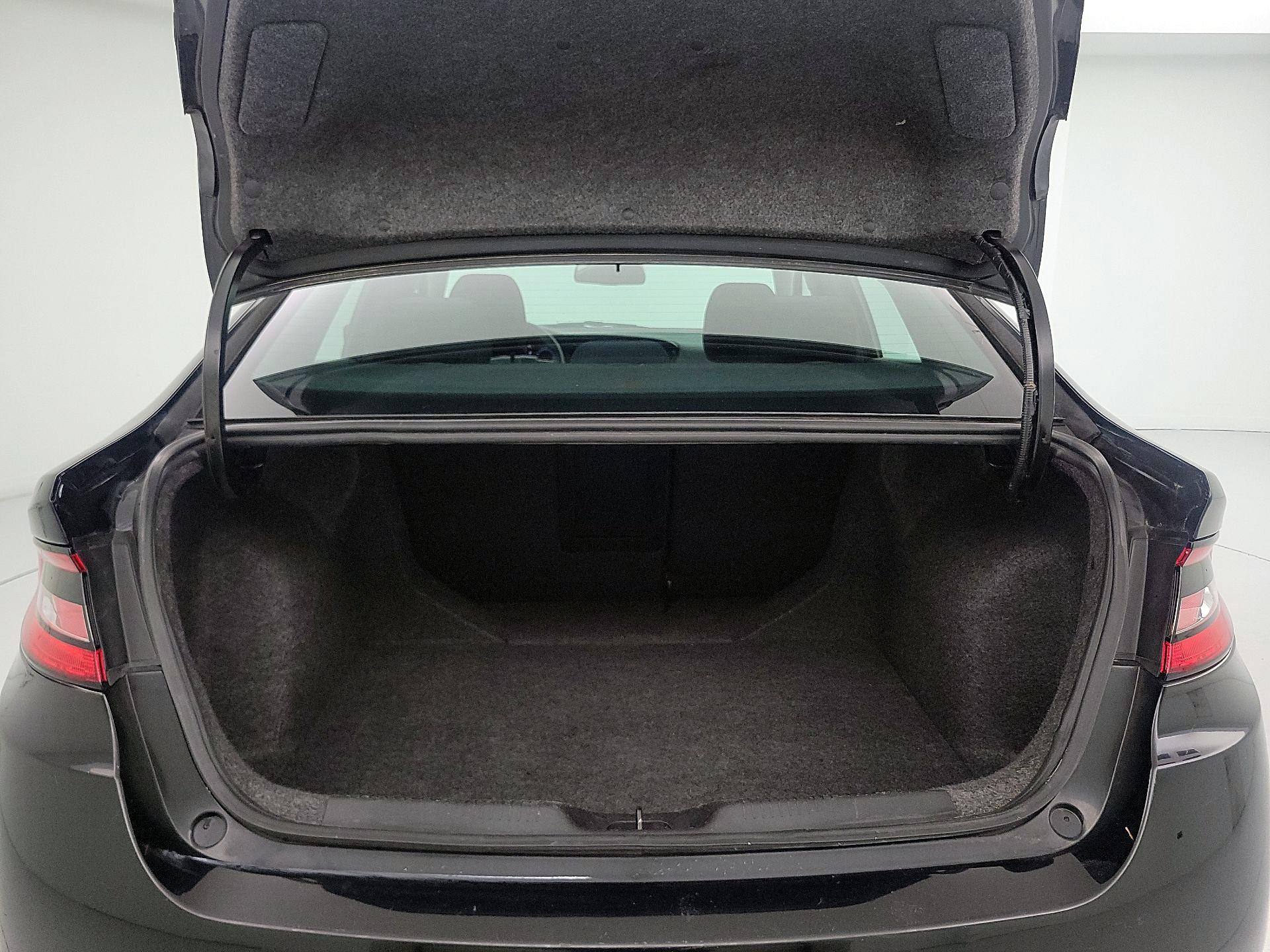 Thumbnail: 2016 Dodge Dart - 19