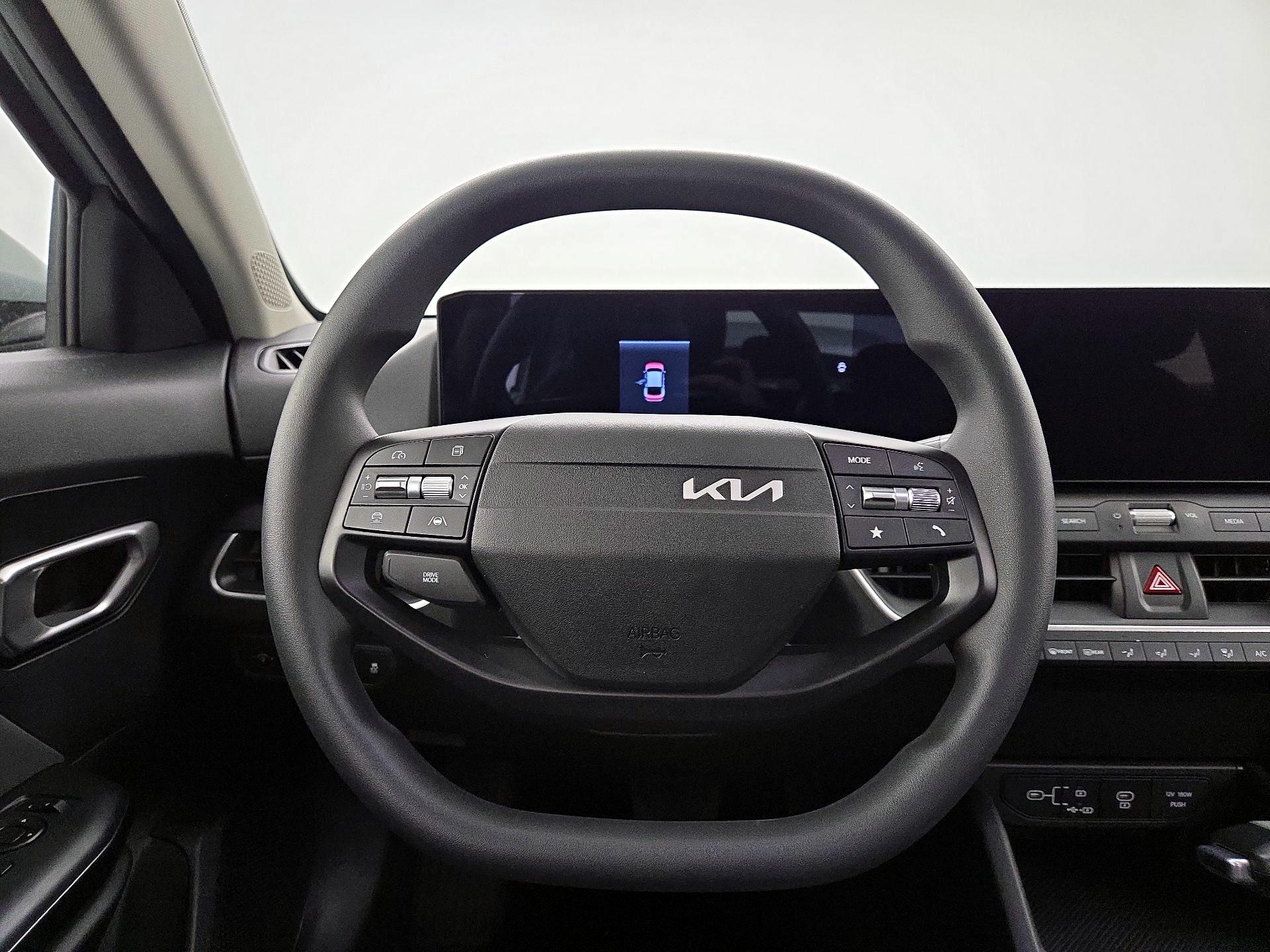 Thumbnail: 2025 Kia K4 - 10