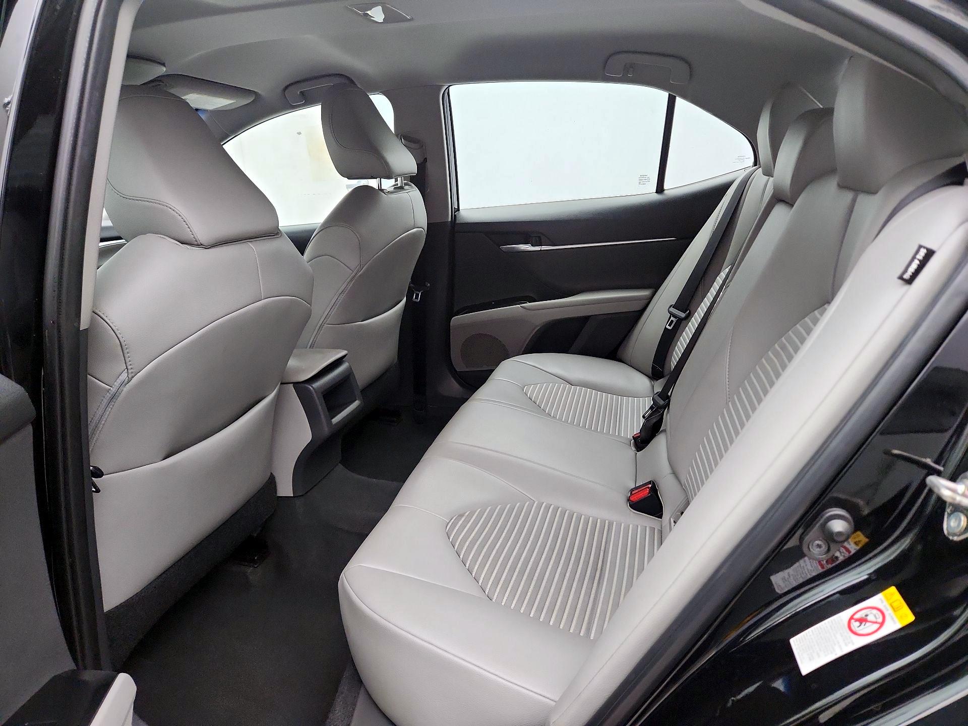 Thumbnail: 2018 Toyota Camry - 19
