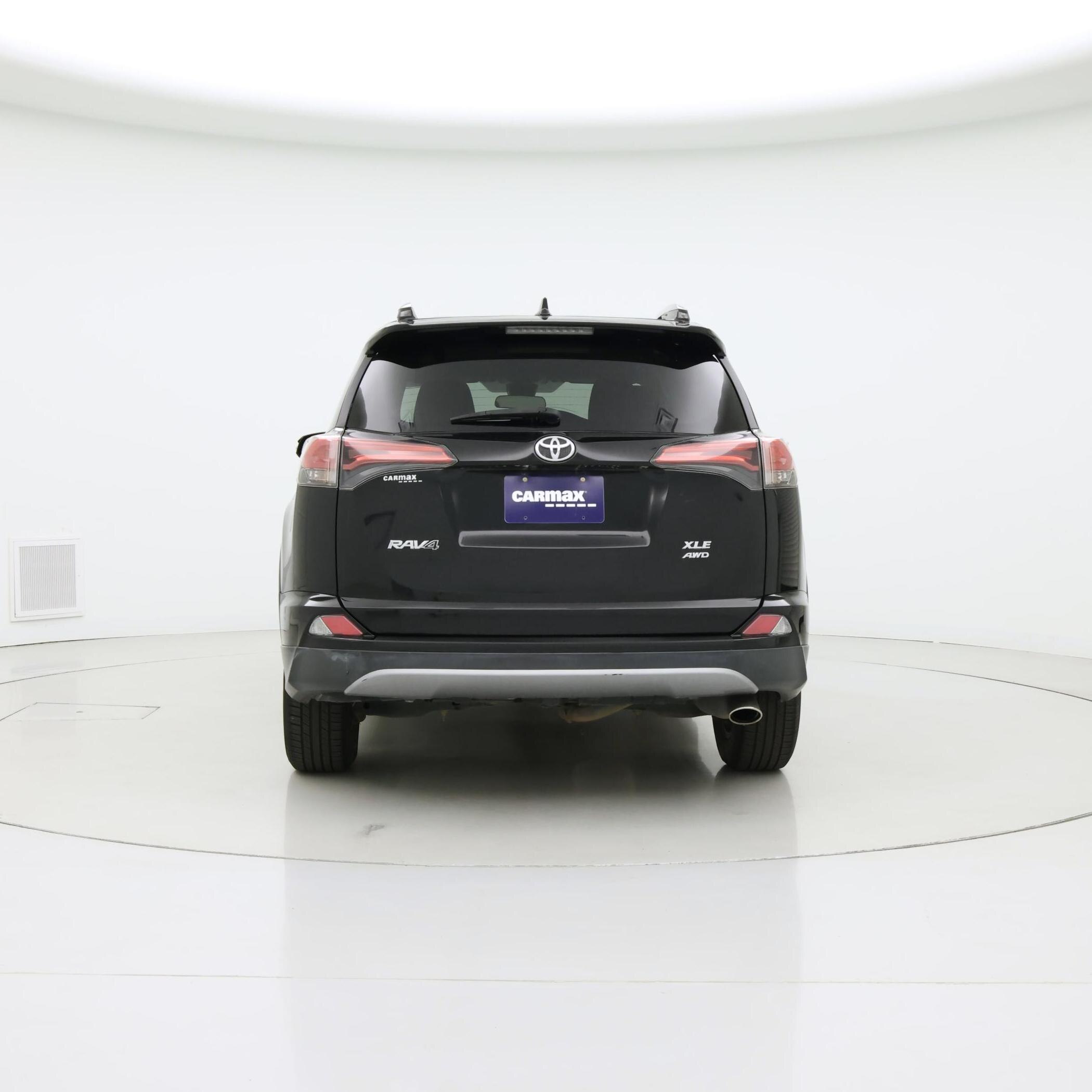 Thumbnail: 2018 Toyota RAV4 - 6