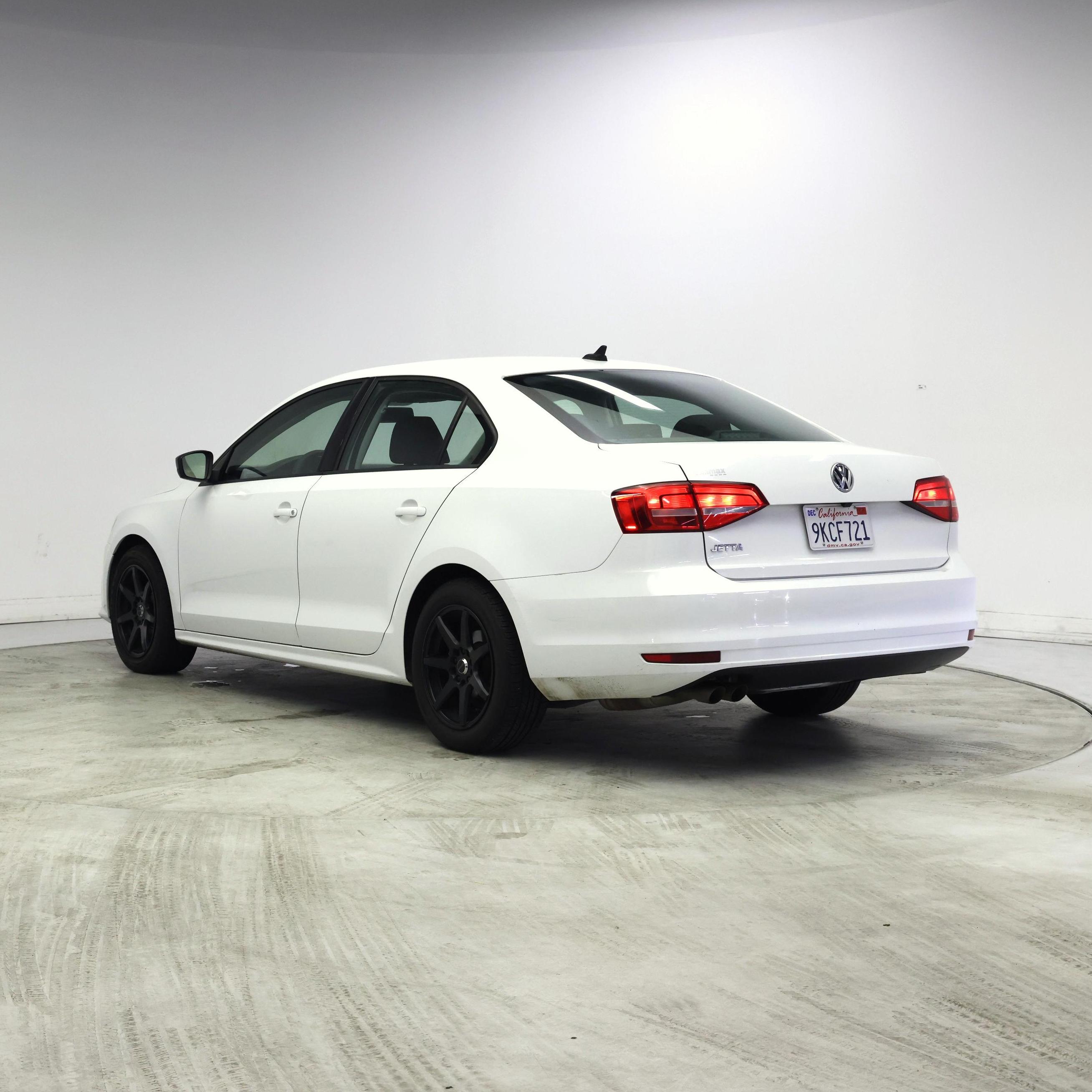 Thumbnail: 2015 Volkswagen Jetta - 2