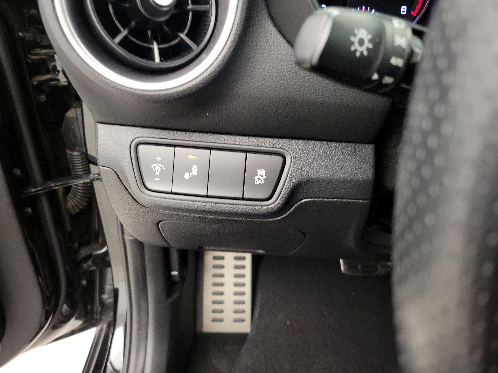 Thumbnail: 2023 Kia Forte - 13