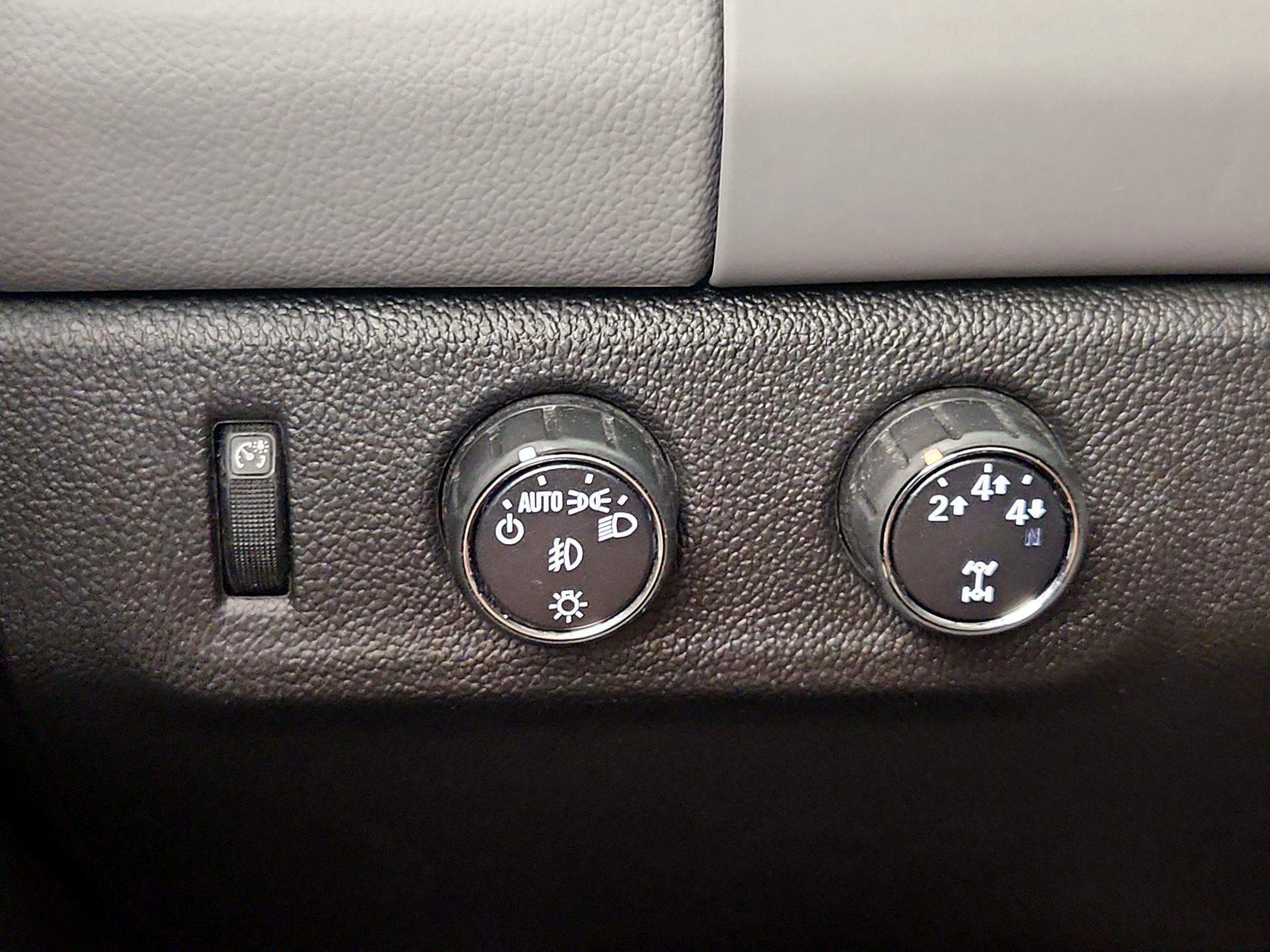 Thumbnail: 2016 Chevrolet Colorado - 13