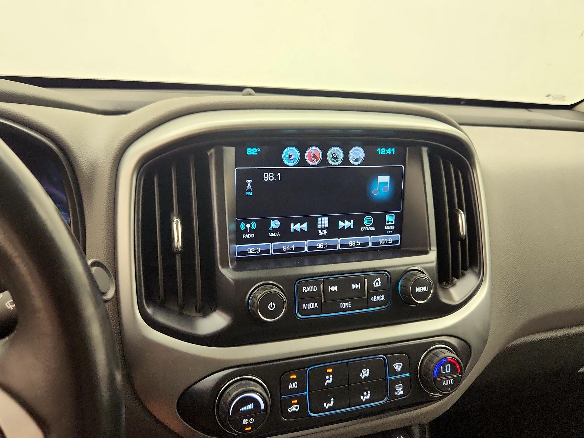 Thumbnail: 2016 Chevrolet Colorado - 15