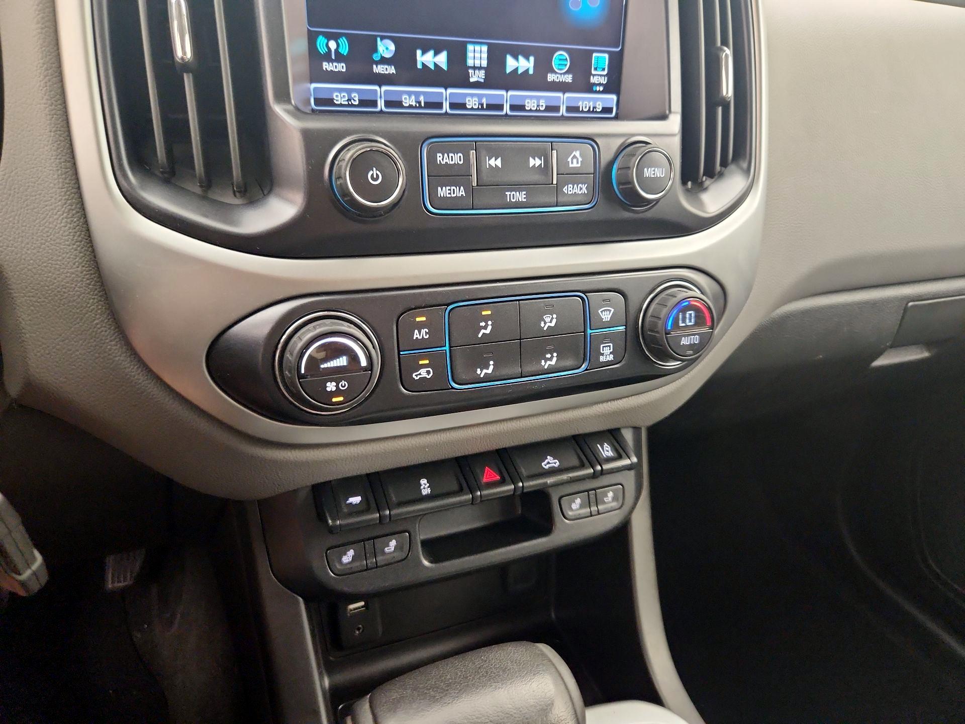 Thumbnail: 2016 Chevrolet Colorado - 16
