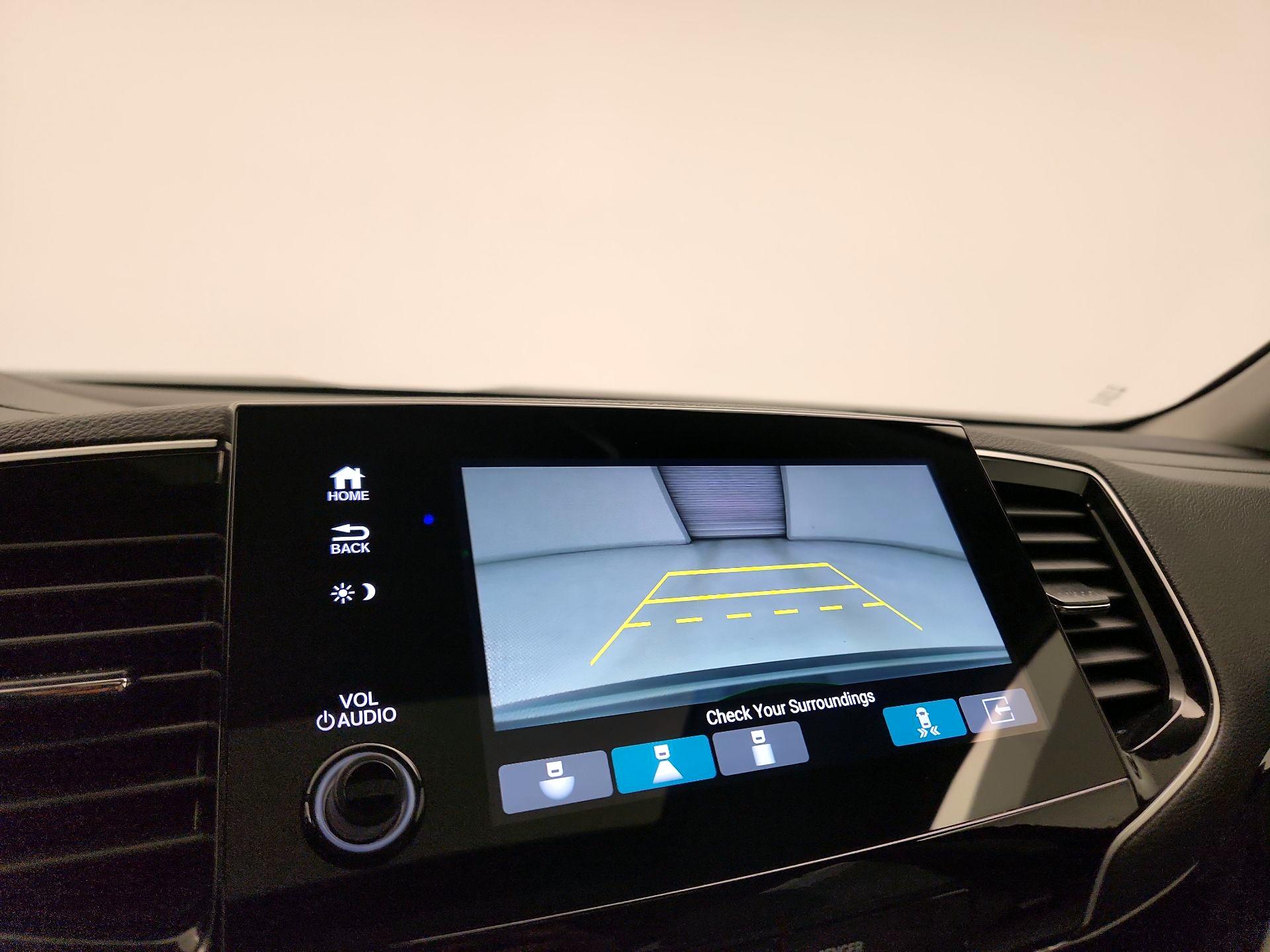 Thumbnail: 2019 Honda Pilot - 14