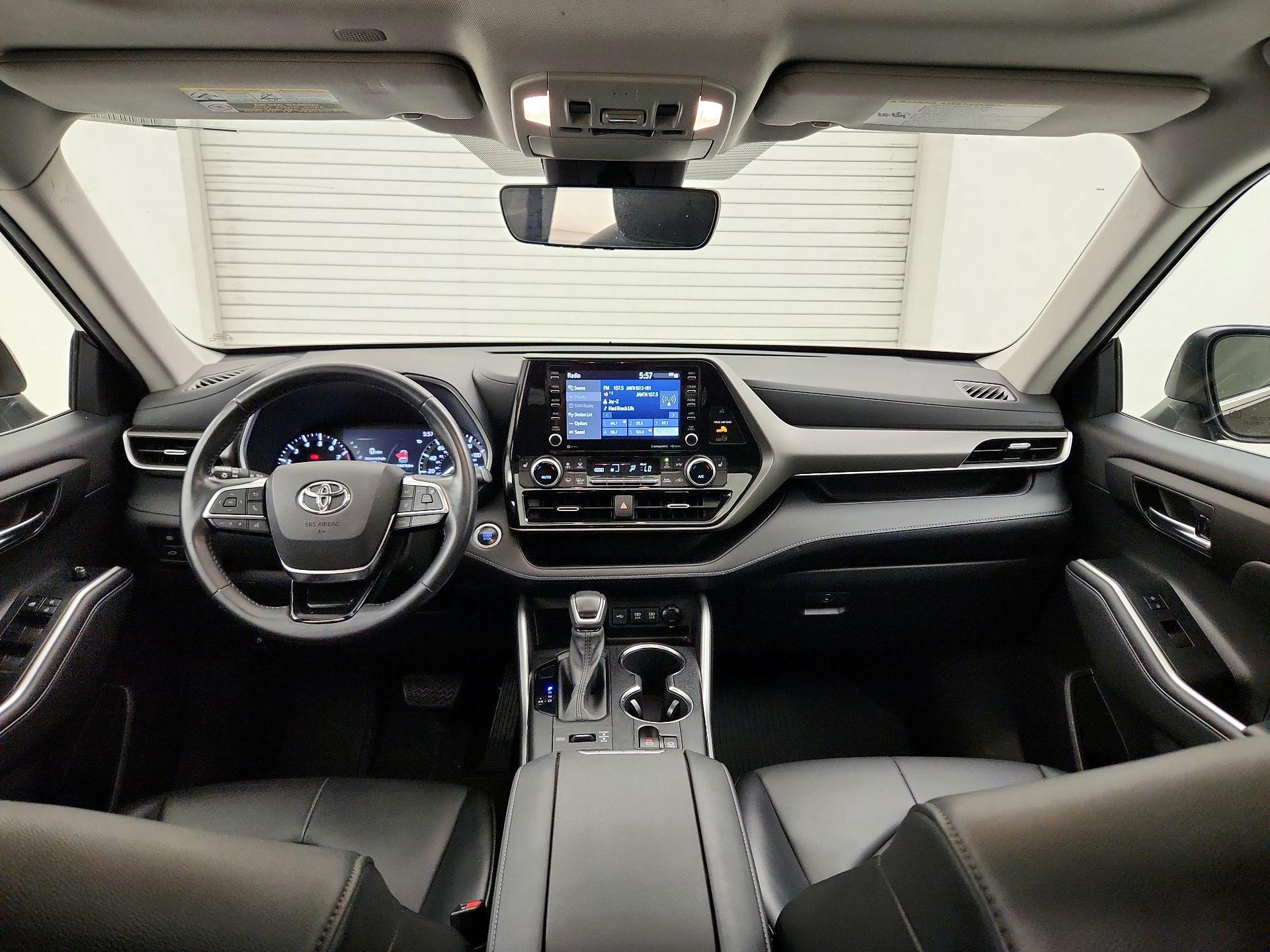 Thumbnail: 2021 Toyota Highlander - 9