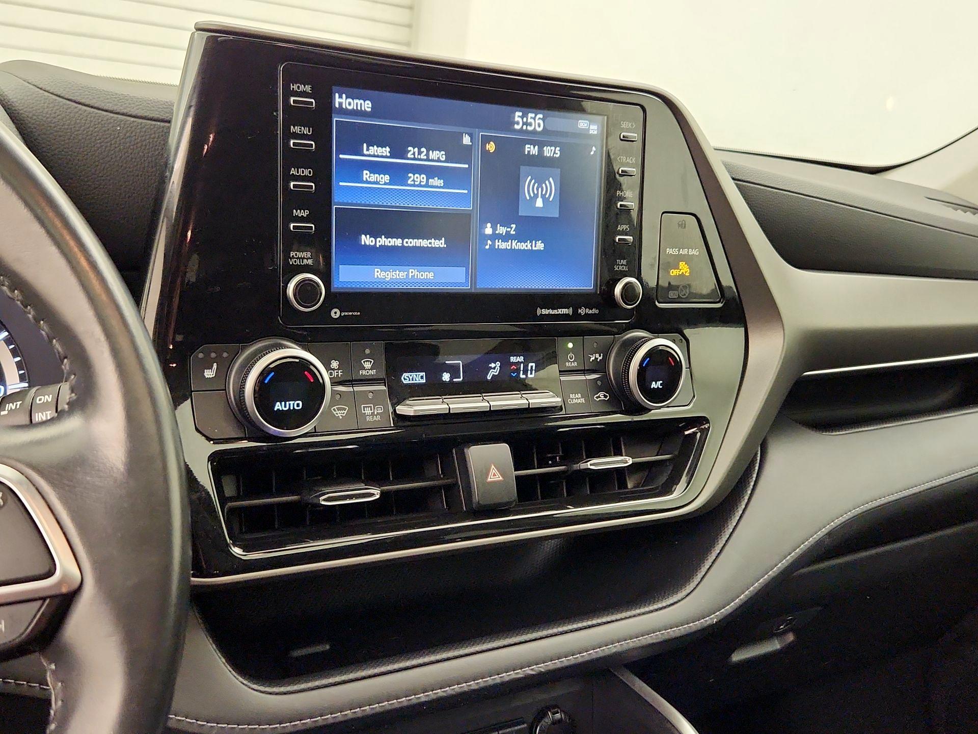 Thumbnail: 2021 Toyota Highlander - 16