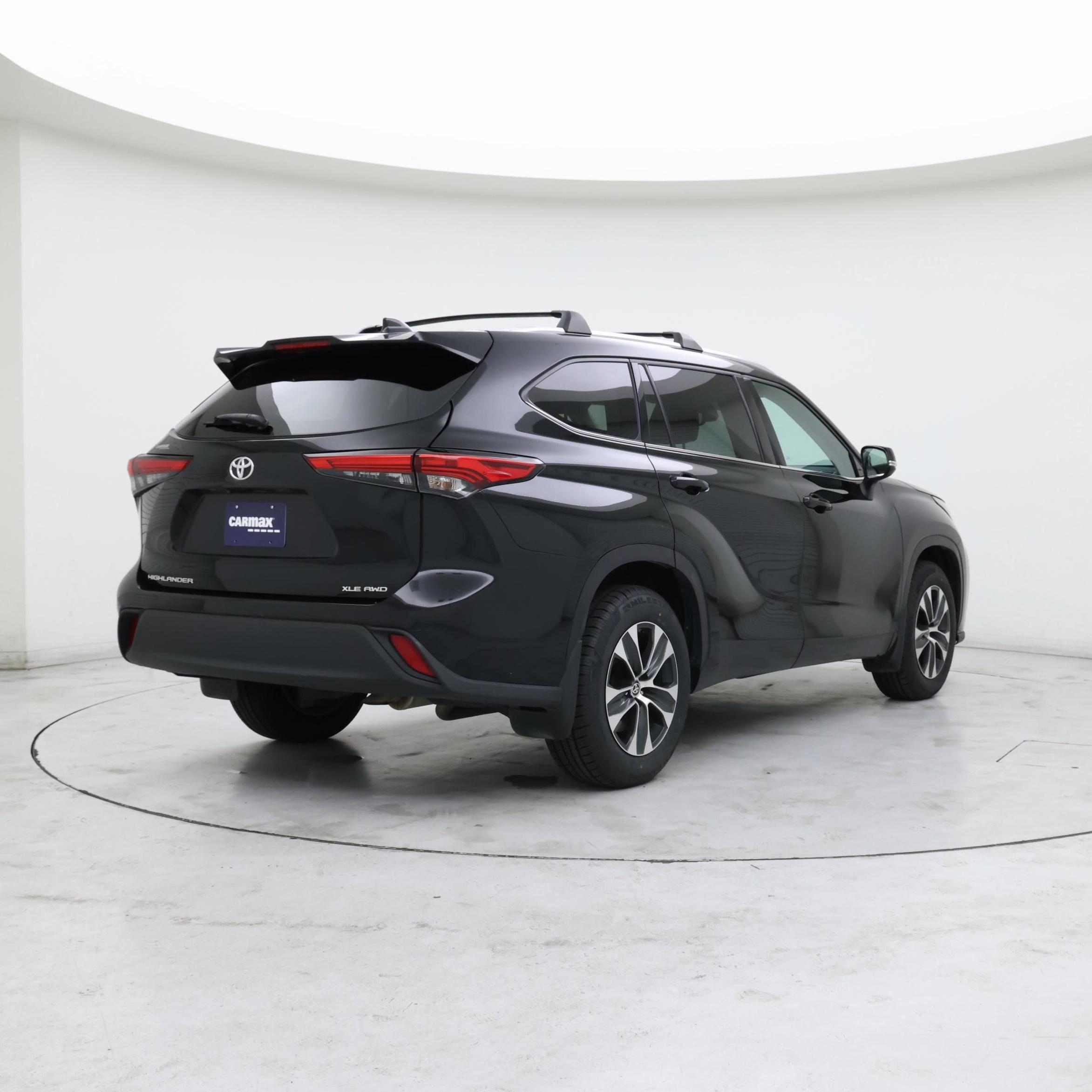 Thumbnail: 2021 Toyota Highlander - 8
