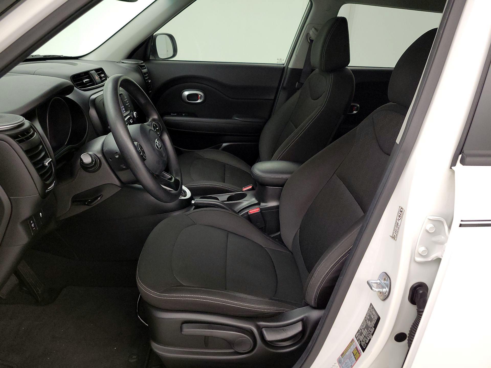 Thumbnail: 2018 Kia Soul - 11