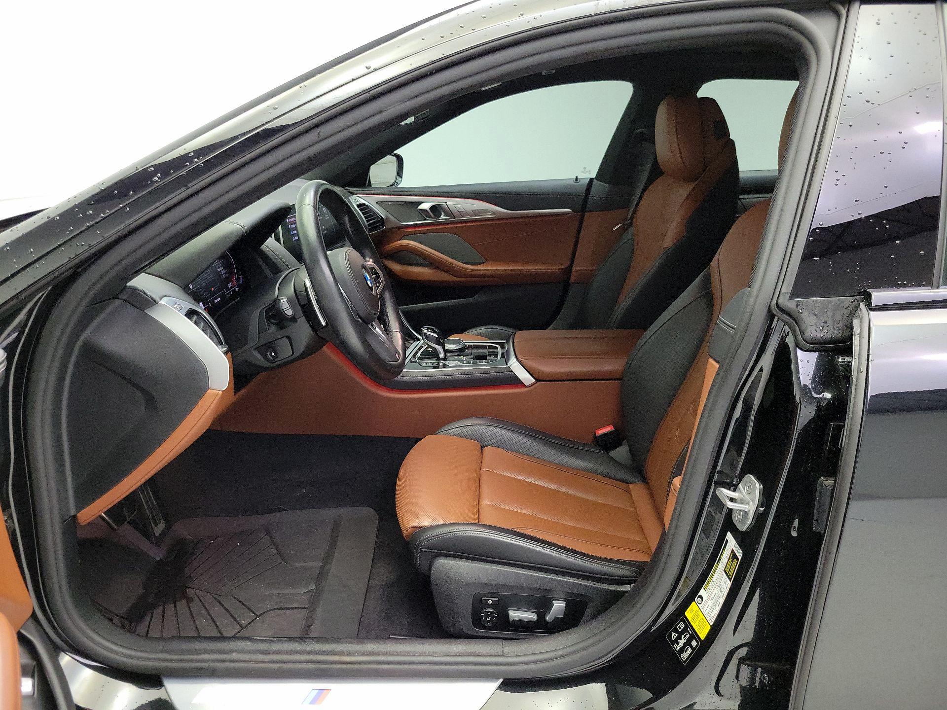 Thumbnail: 2021 BMW 8 Series - 11