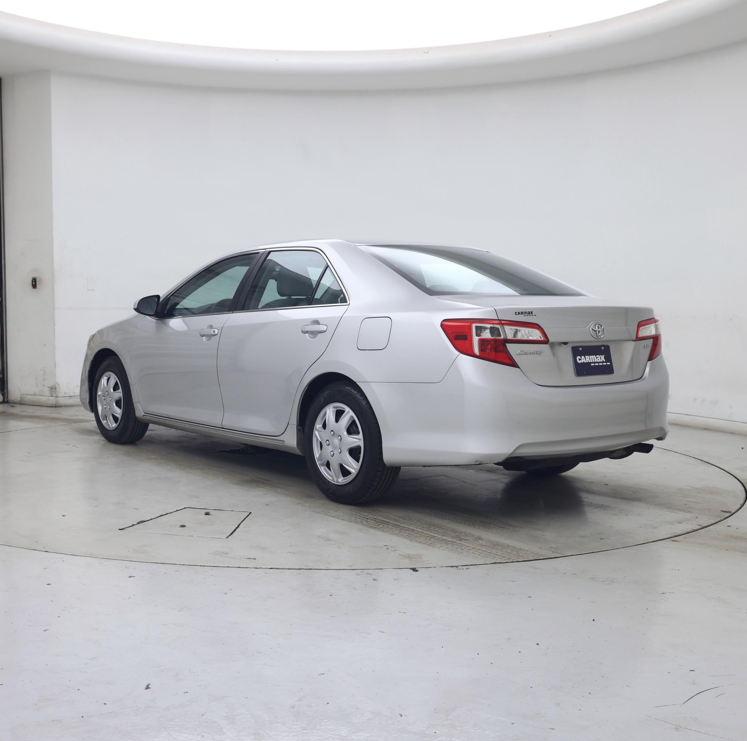 Thumbnail: 2014 Toyota Camry - 2