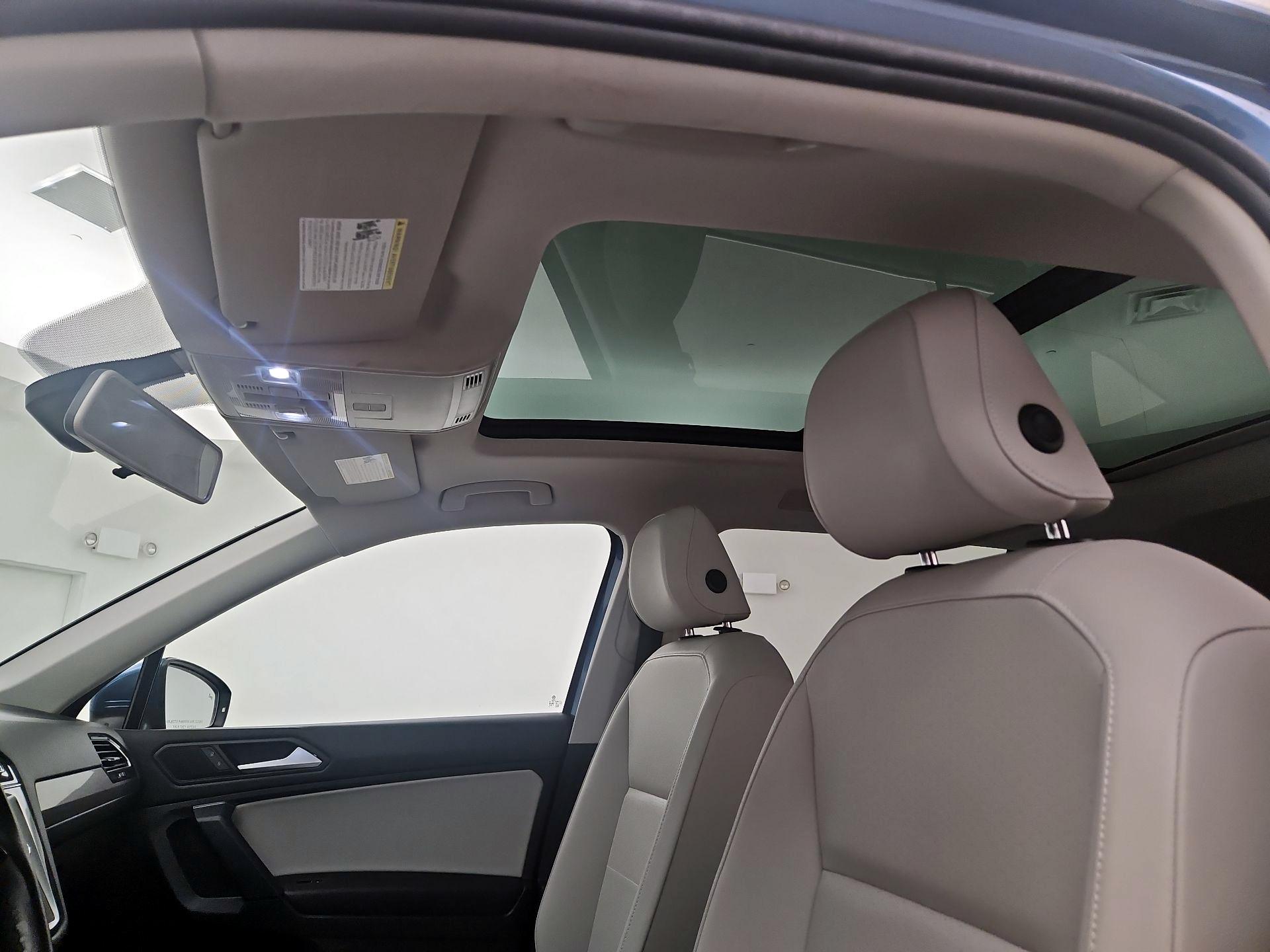 Thumbnail: 2019 Volkswagen Tiguan - 19