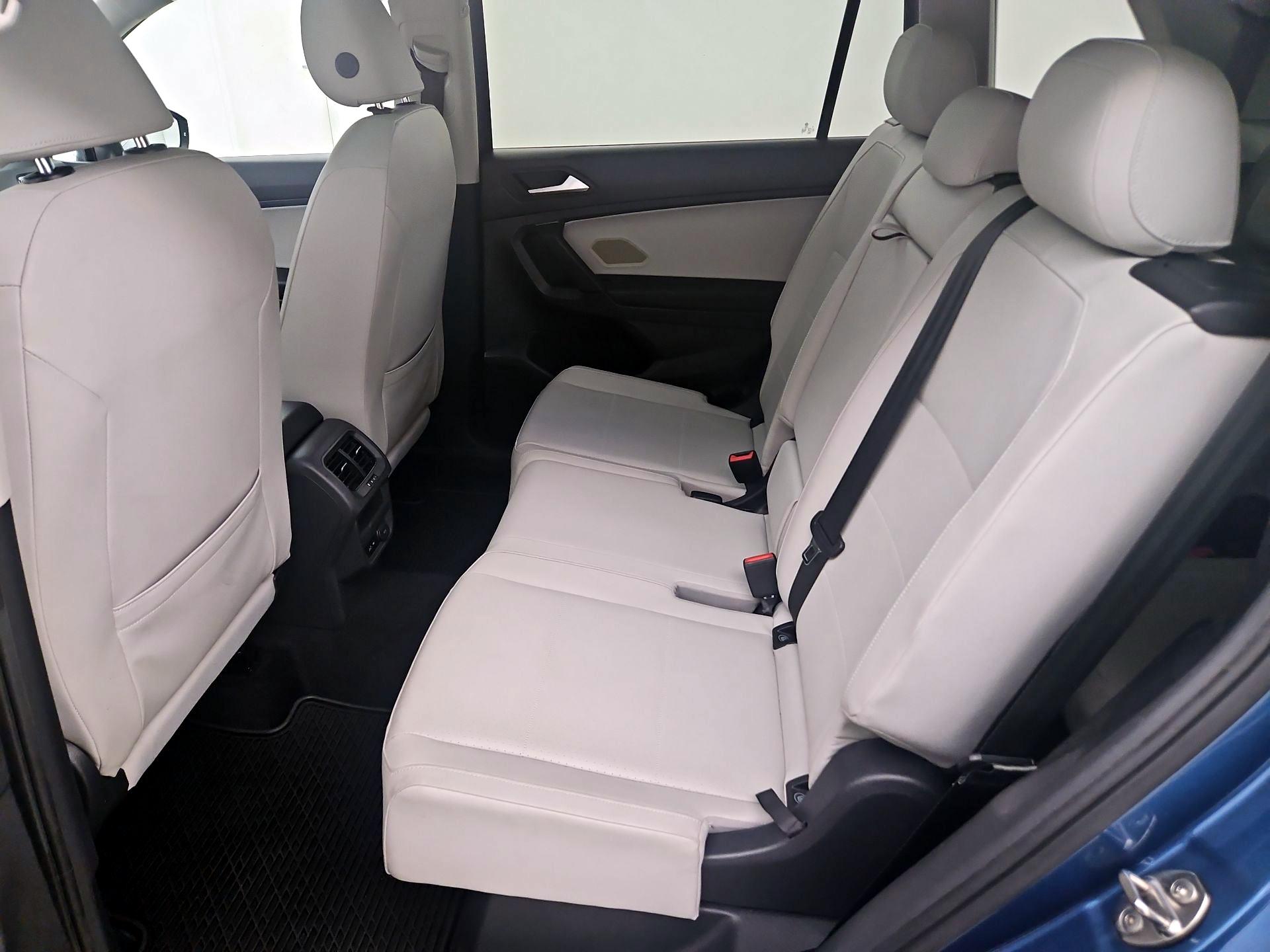Thumbnail: 2019 Volkswagen Tiguan - 20
