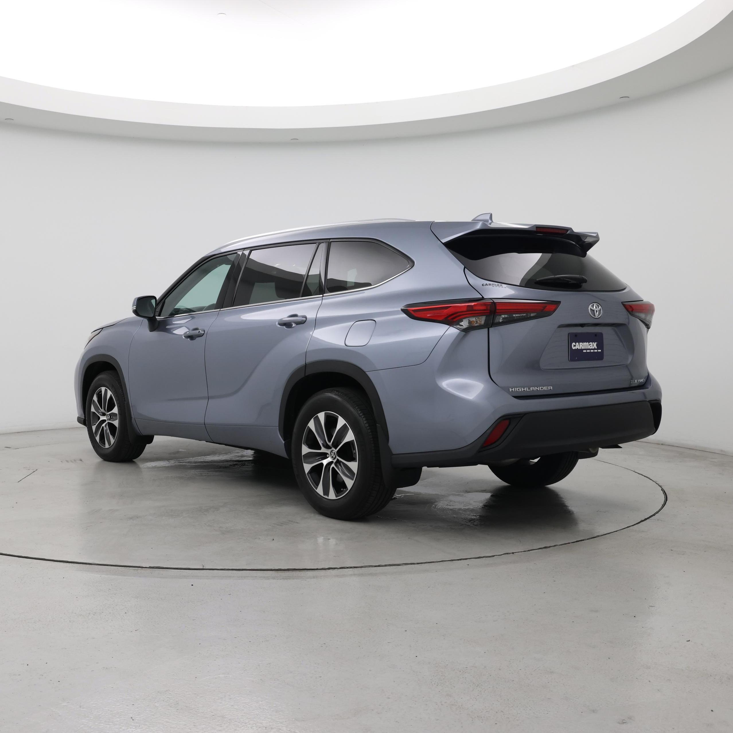 Thumbnail: 2021 Toyota Highlander - 2