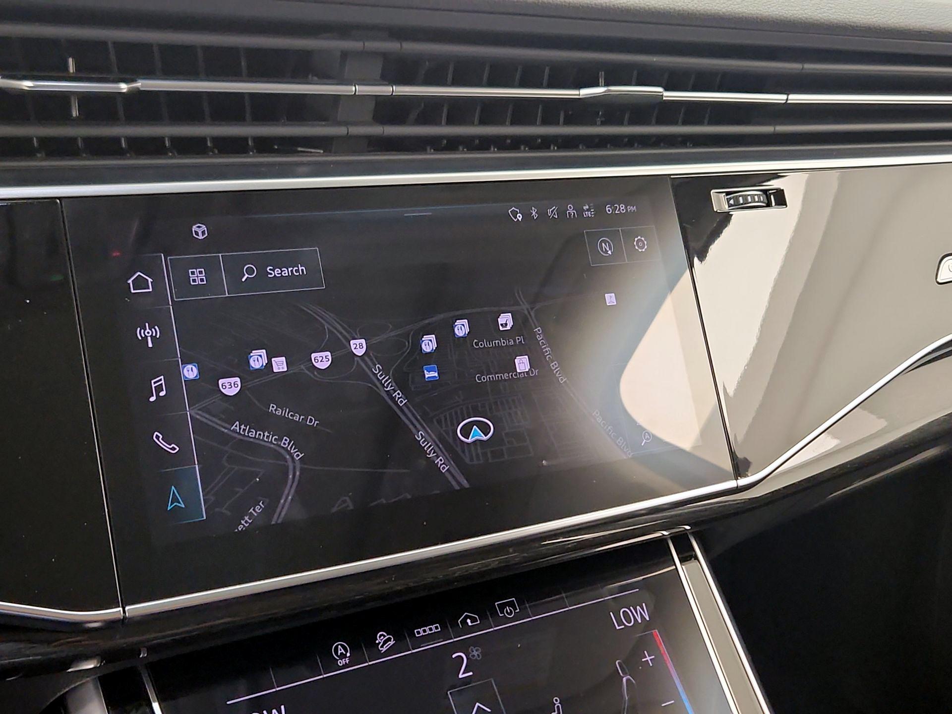 Thumbnail: 2021 Audi Q7 - 14