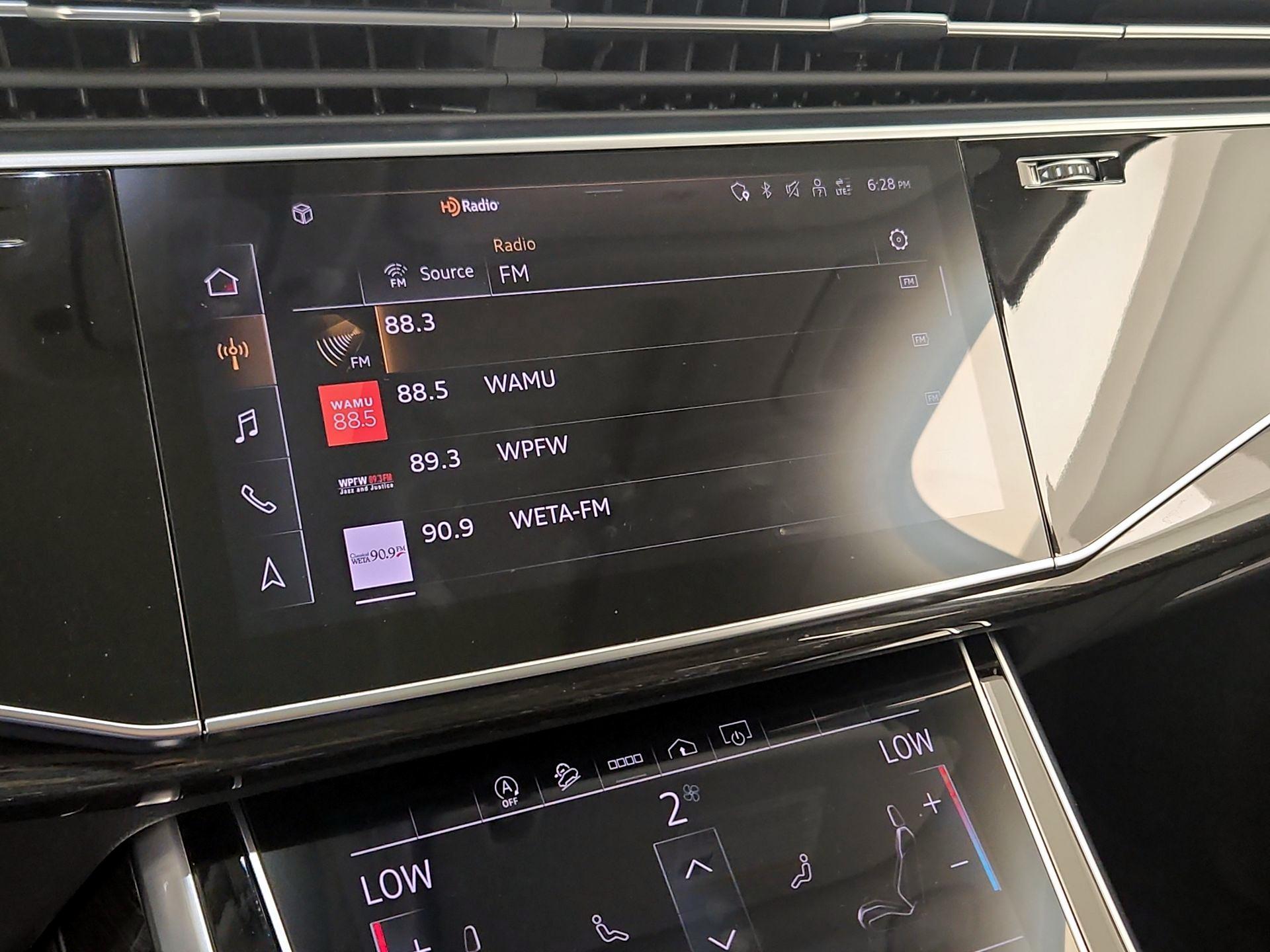 Thumbnail: 2021 Audi Q7 - 16