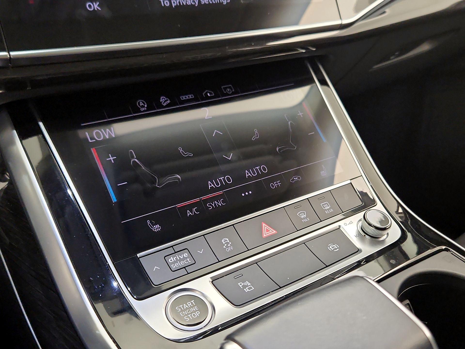 Thumbnail: 2021 Audi Q7 - 17