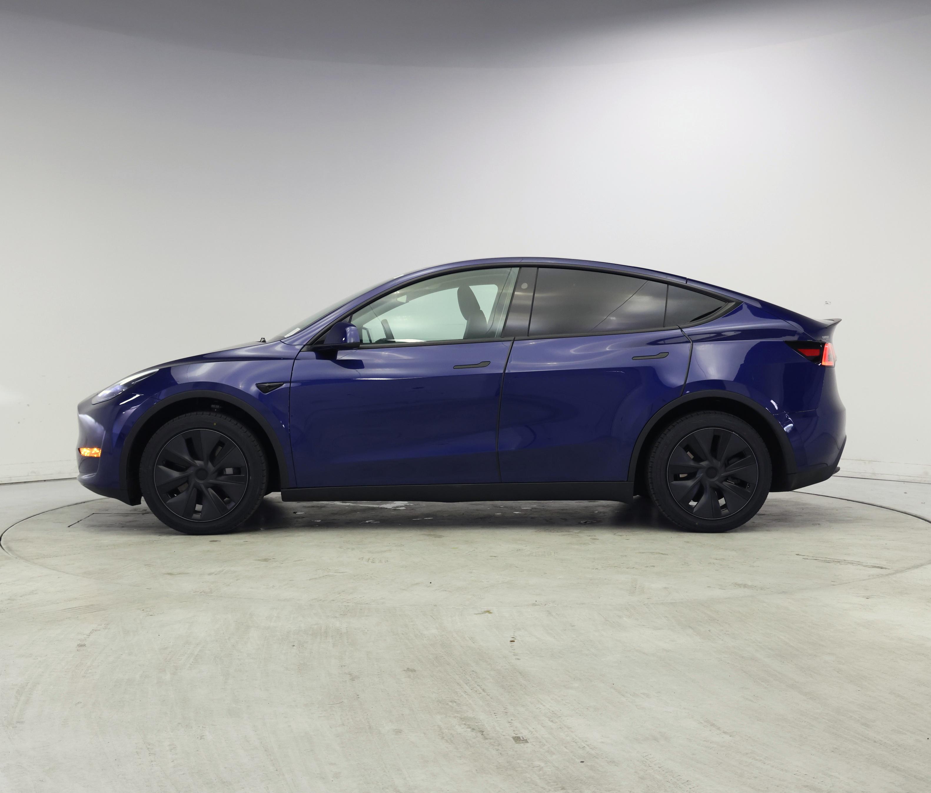 Thumbnail: 2024 Tesla Model Y - 3