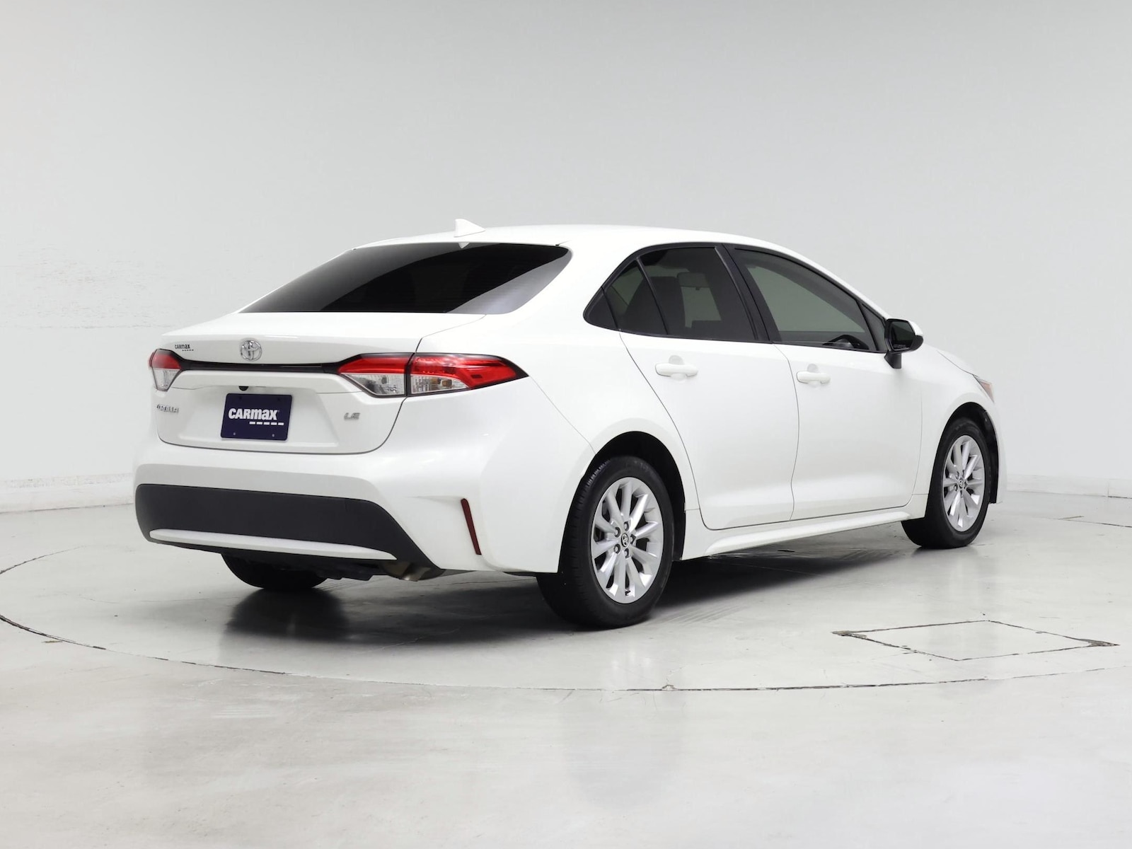 2022 Toyota Corolla LE - Photo 9