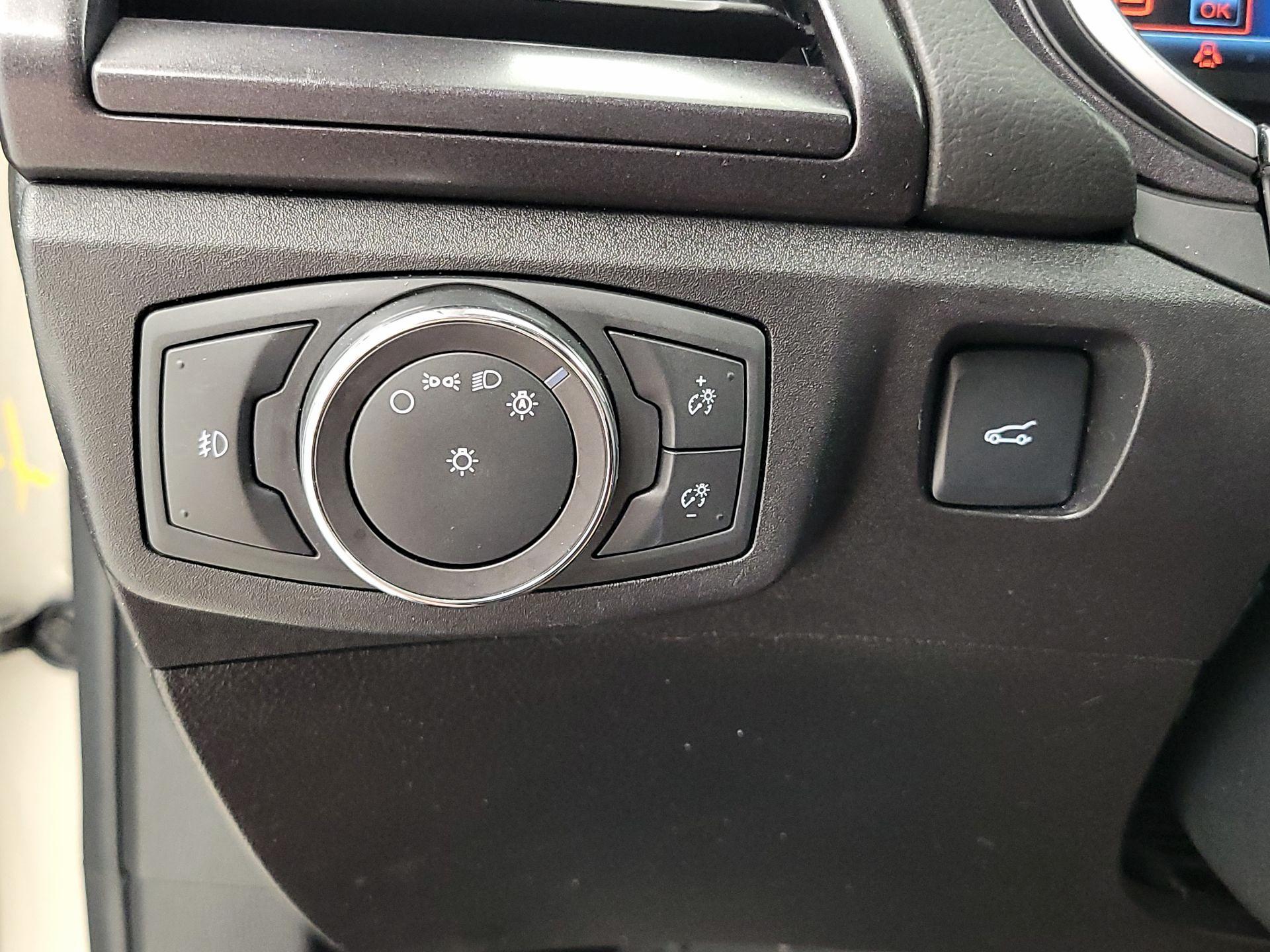Thumbnail: 2018 Ford Fusion - 13
