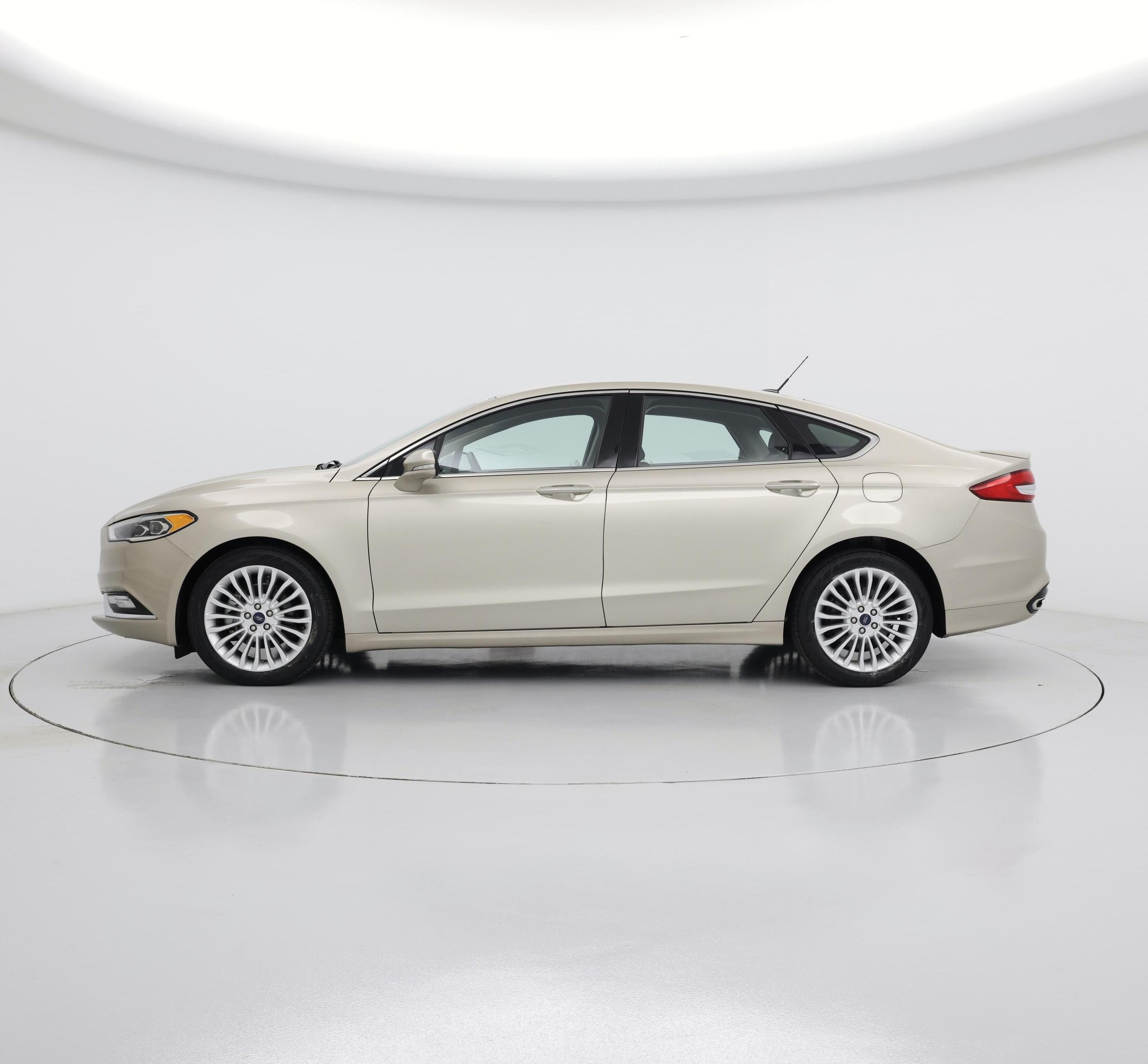 Thumbnail: 2018 Ford Fusion - 3