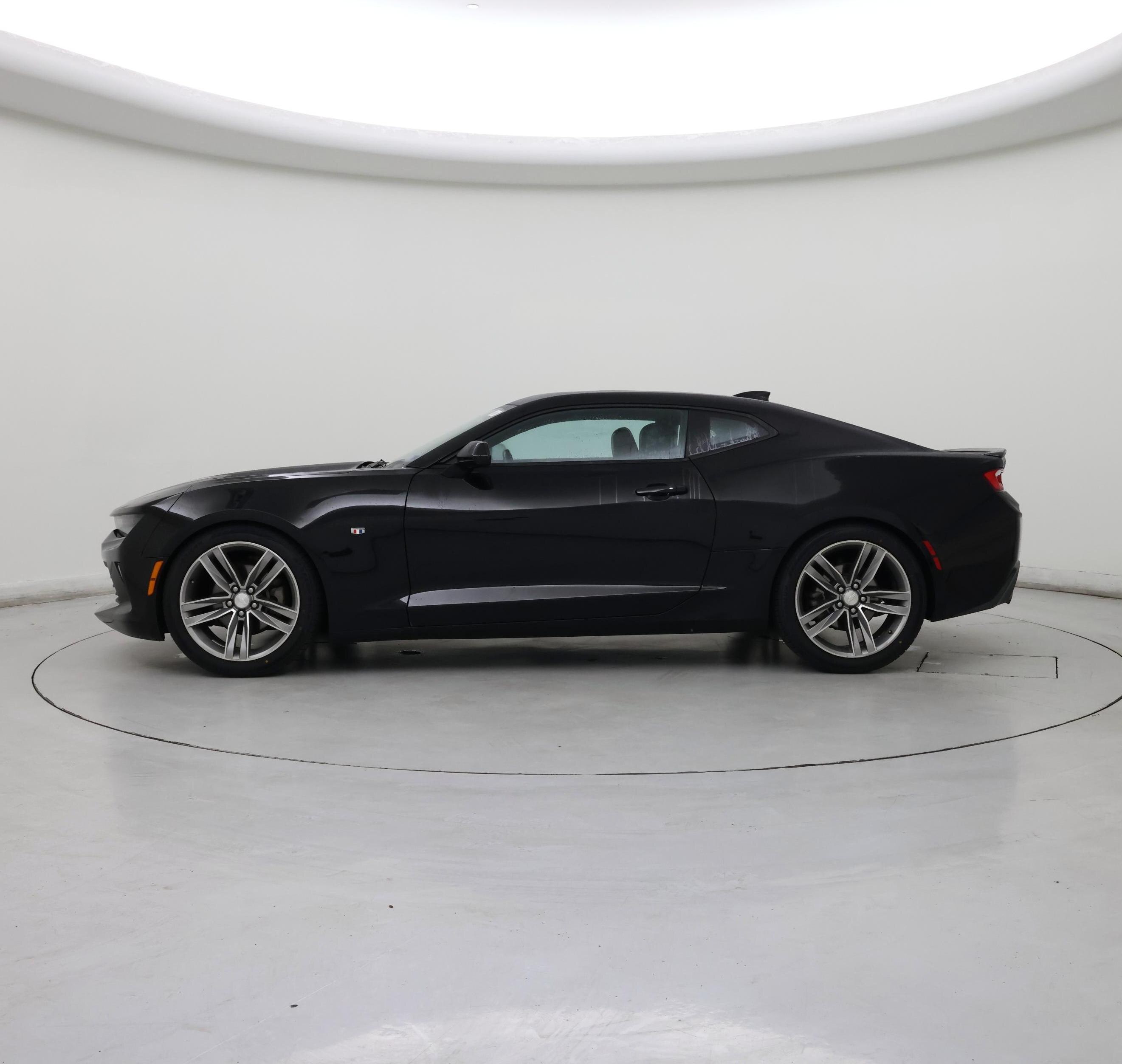 Thumbnail: 2018 Chevrolet Camaro - 3