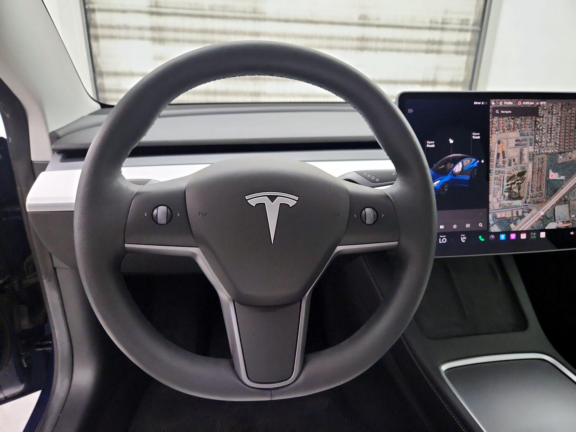 Thumbnail: 2021 Tesla Model 3 - 10