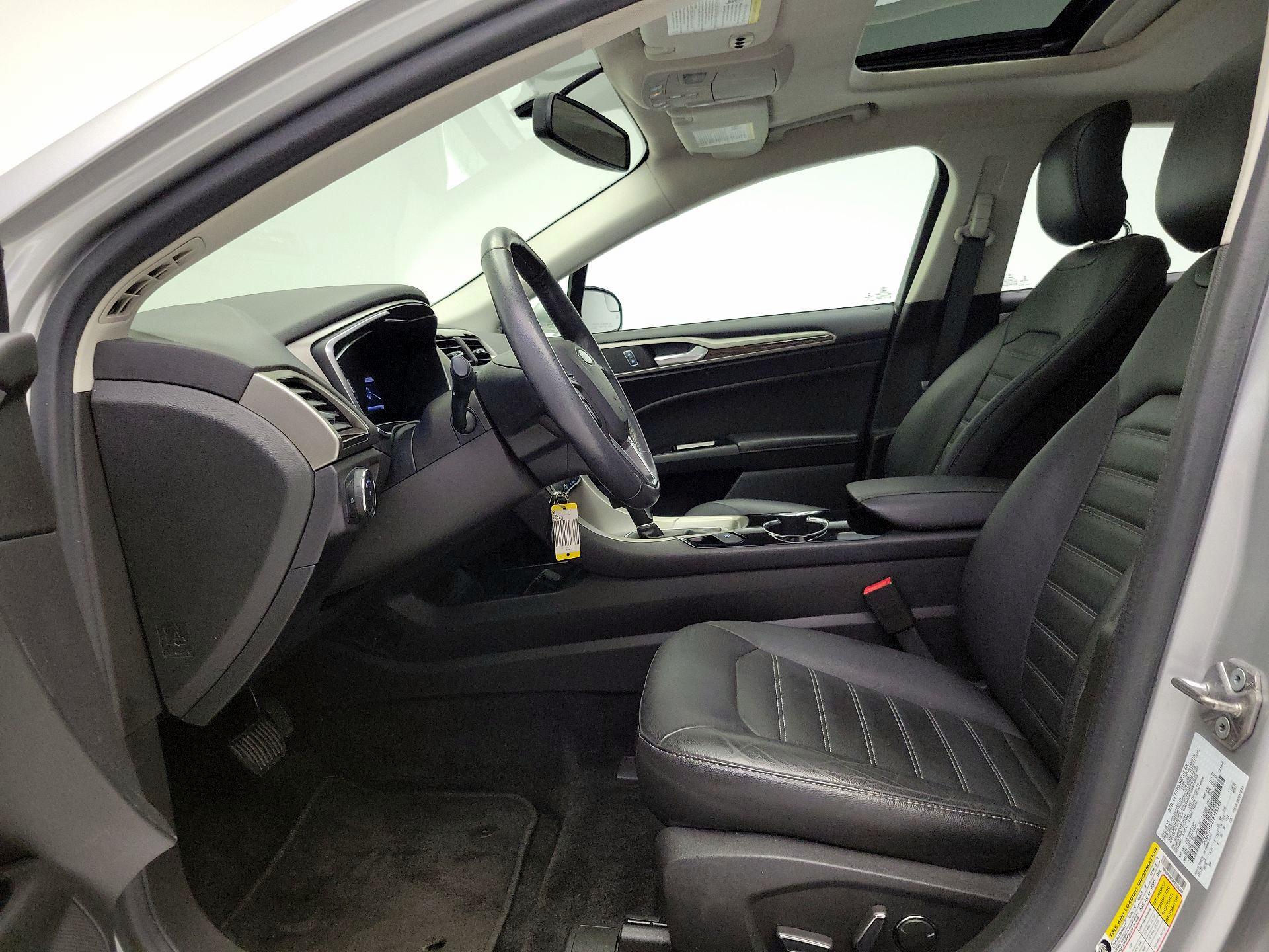 Thumbnail: 2015 Ford Fusion - 11